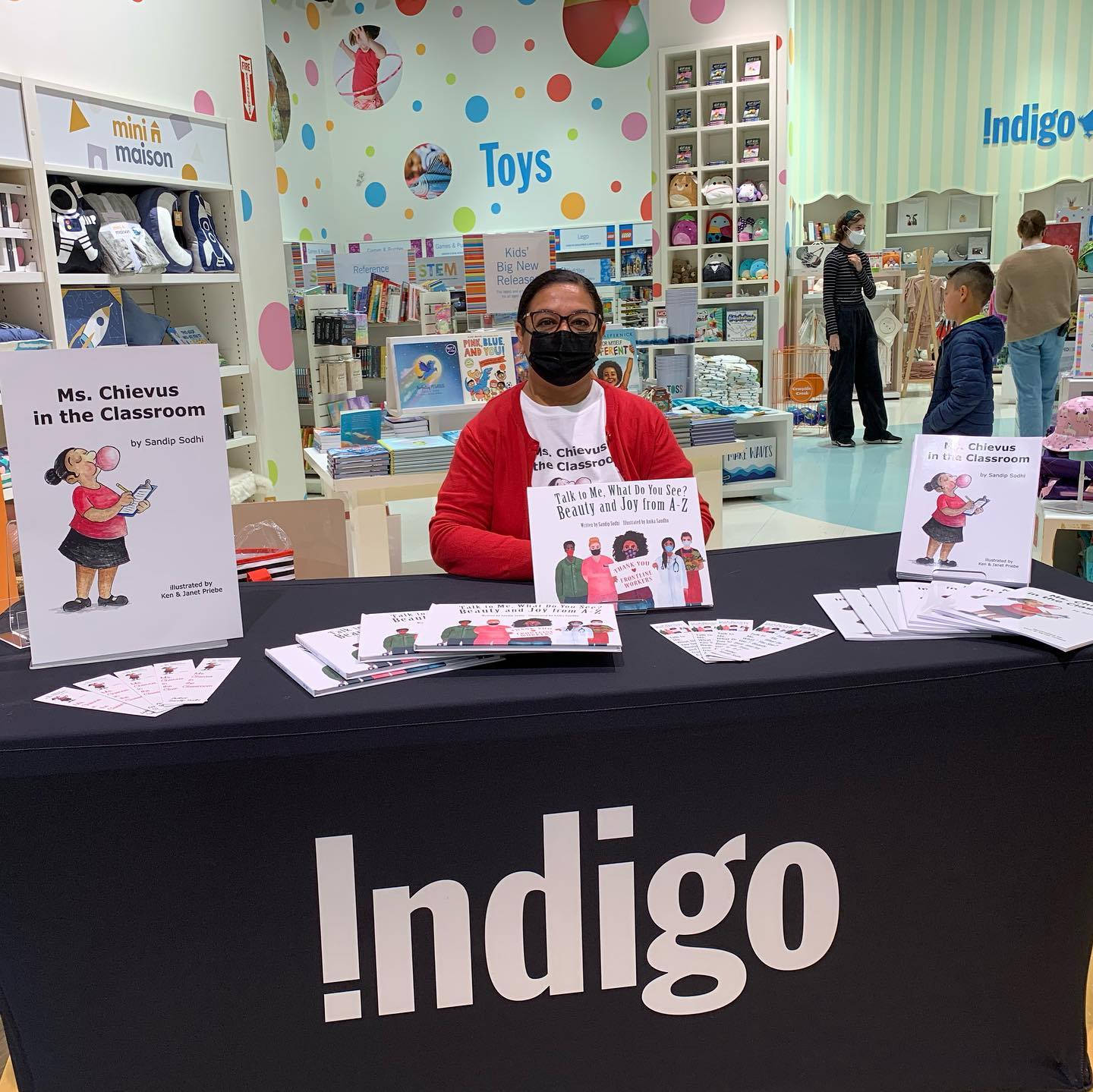 Book signing happening today until 3pm at Indigo Grandview Corners!
•
•
#localauthor #booksigning #bipocauthors #indigo #childrensbooks
#multiculturalbooksforkids
#diversity
#bipocauthors
#canadianauthor
