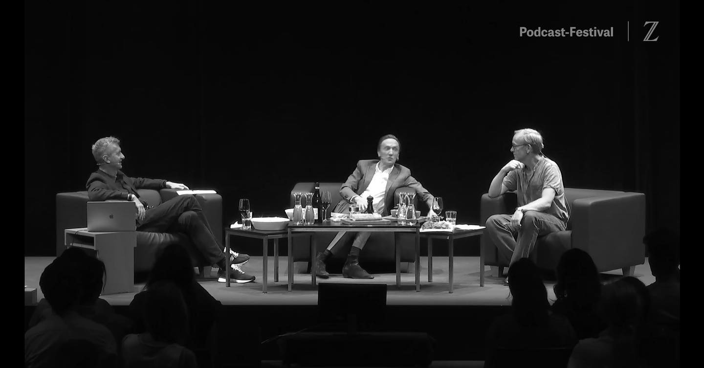 Wo wurde denn da unsere Pasta gegessen 🤭?
.
.
.
.
#zeitpodcast #podcastfestival #mädchenitaliener #radialsystem #pasta #tagliatellealtartufo #allesgesagt