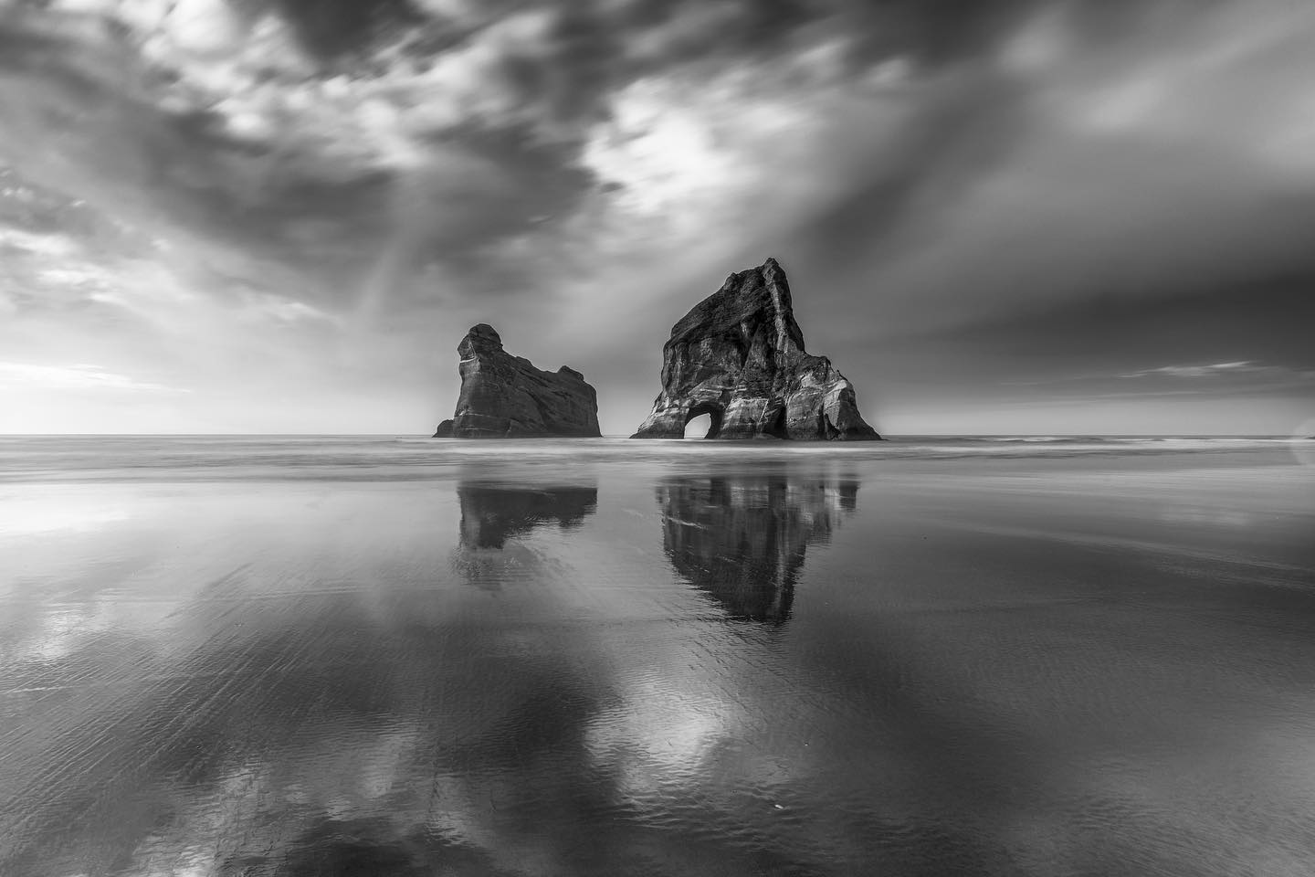 From this summer’s archives 🤍
.
.
.
.
#whararikibeach #southisland #southislandnz #southislandroadtrip #purenz #destinationnz #goldenbay #beachlife #long_exposure_pics #ig_worldclub #natgeolandscape #natgeotravel #airnewzealand #purenewzealand #stayandwander #jawdroppingshots #moodygrams #special_shots #artofvisuals #raw_beaches #rebel_scapes #ig_fotogramers #ourplanetdaily #ig_newzealand #eclectic_shotz #raw_australia_nz #postcardsfromtheworld #wildernessculture #discoverearth #kiwi_photos