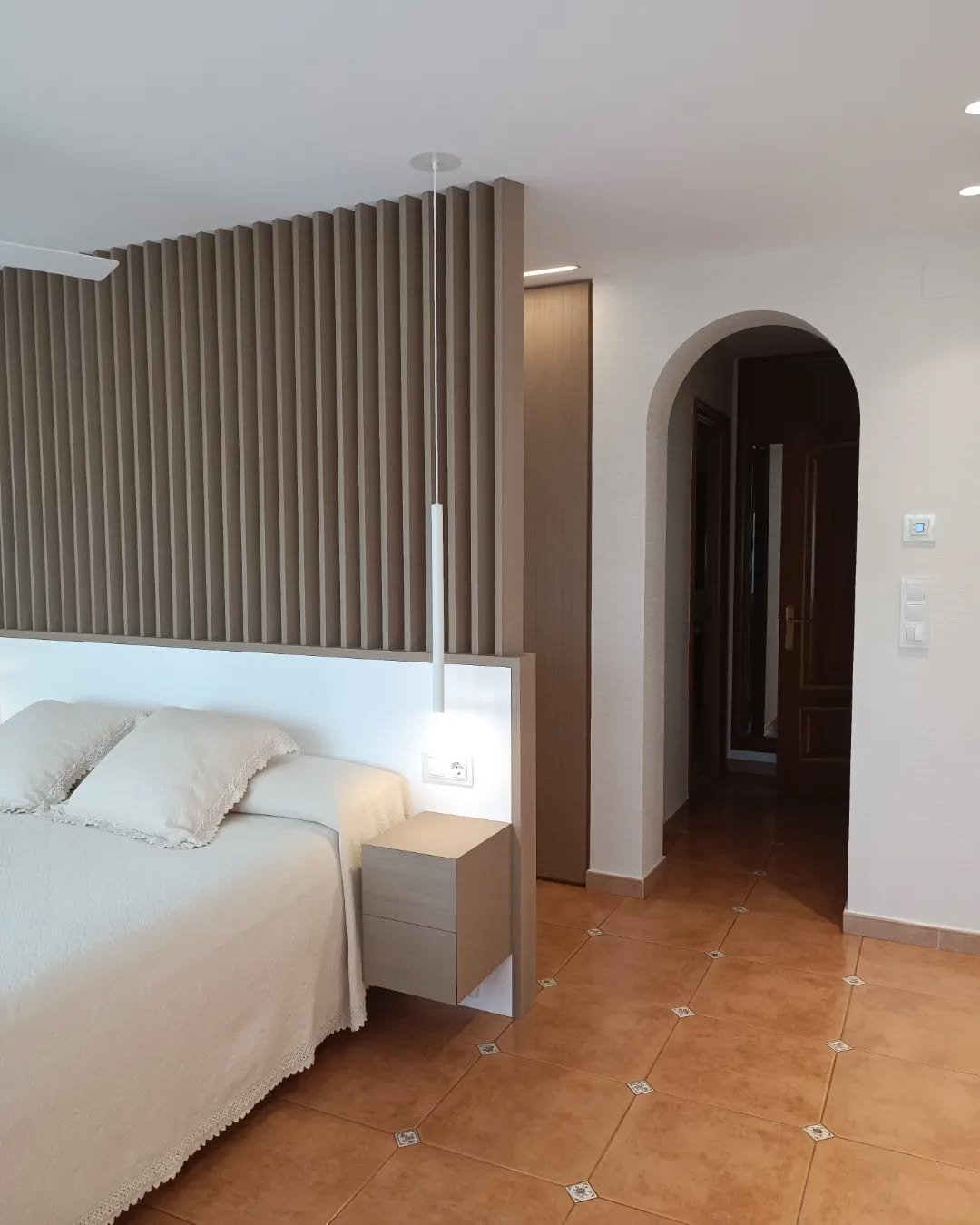 HABITACIÓ 💫
Tenim moltes ganes d'ensenyar-vos l'ara i l'abans d'aquesta habitació, ara només falta que els propietaris la gaudeixin 🥰😴
Aviat publicarem més fotografies del resultat, ja ens direu què us sembla 🙊
#interiors #interiordesign #interiorismo #arquitecturainterior #reforma #room