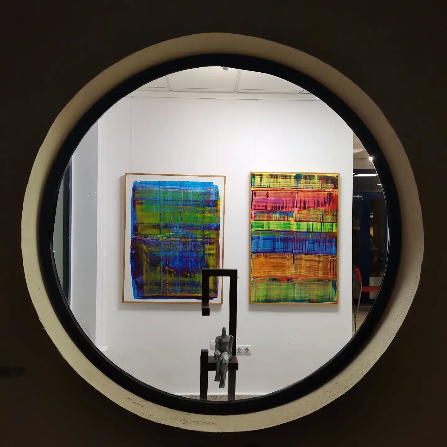 Exposición colectiva Arte abstracto en la galeria de arte Toni Mari en la Marina de Denia del 4 de junio al 17 de julio, un honor estar rodeado de obras de artistas a los que admiro y sigo
#filibertosiscar
#arte
#art
#artecontemporaneo
#contemporaniart
#artgallery
#artcurators #coleccionistasdearte #spanishartist #artcollector #artist #objectart #exhibition #exposicion #abstractart #colors #artoninstagram