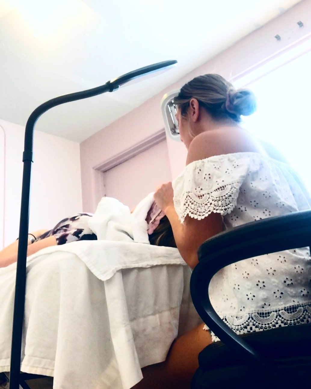 Accepting new clients for lash lifts and spray tans only. Join the waitlist for eyelash extensions at www.azlashlady.com