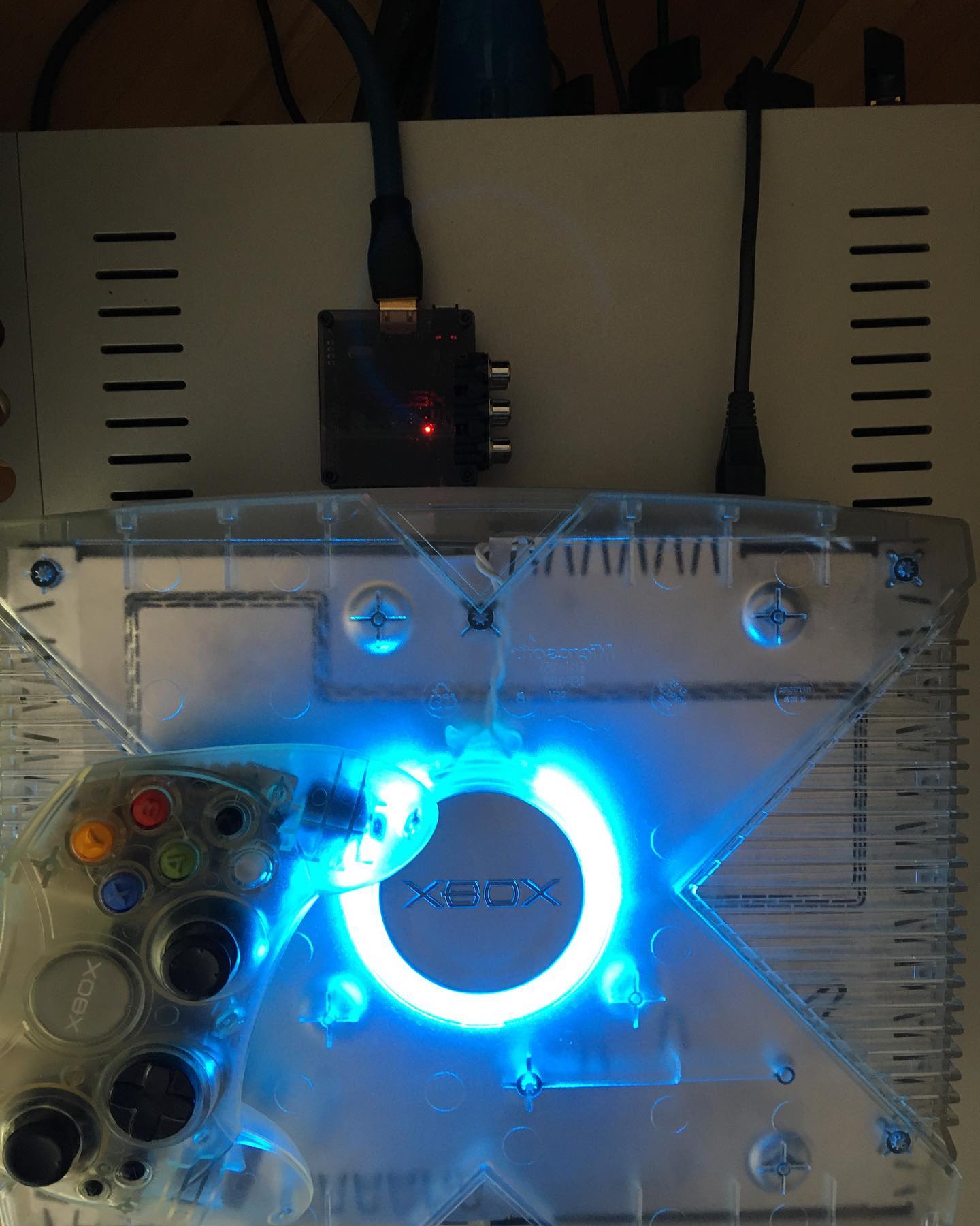 Introducing the ultimate plug&play solution for your original XBOX console. XEDUSA is a multi output, advanced HD AV pack for the XBOX. It has both HDMI and component outputs as well as stereo RCA, digital and TOSLINK optical outputs. It supports all the resolutions, all the digital/analog audio output formats in possible highest quality. Above all it's a dual output solution, as it can output both component and HDMI signals at the same time without any signal degradation, thanks to the special video amplifier used. PREORDERS will be taken from July 4th, deliveries will start in August.#xbox1 #xbox #originalxbox #retrogaming #retrogames #microsoftxbox #arcade