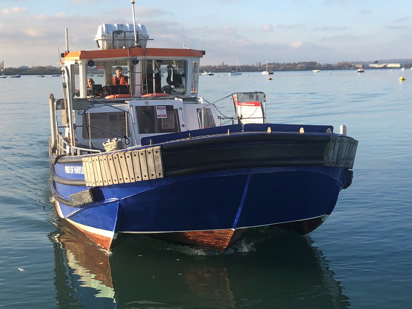 🚨MARINERS ARE ADVISED that access to shore and to fuelling facilities at the Hayling Pontoon will not be available from 0900 Monday 11th July until 0900 Wednesday 13th July to allow the installation of a replacement linkspan.
Eastney/Hayling ferry services on the 11th and 12th of July will also be cancelled⛴
