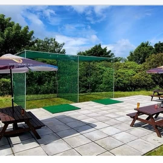 How it finished......and tested... ⛳🏌️♀️ #practicenets #patio #golf #rothesaygolfclub #scottishgolf #jimmy #stevie #ricky #derek