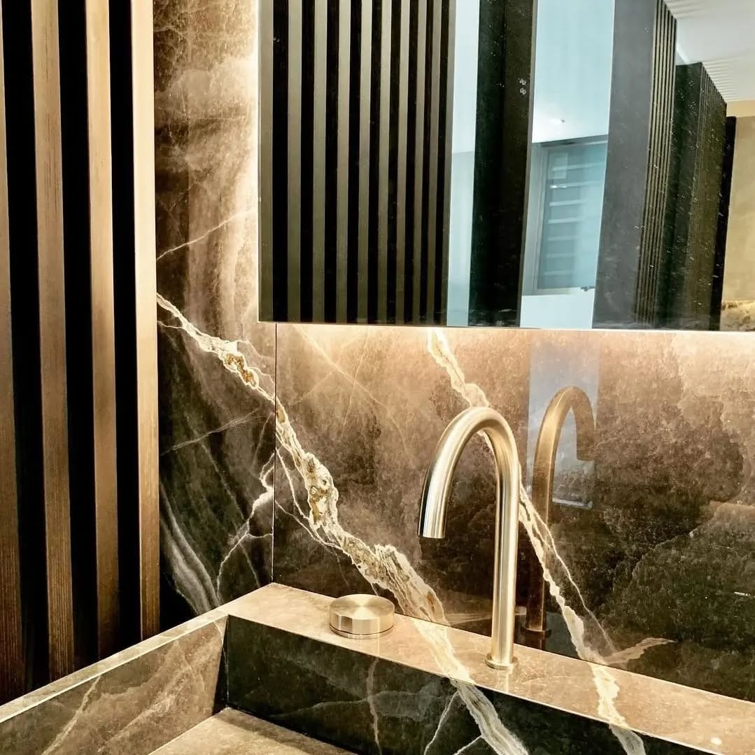 Check out CEA's Giotto stainless steel range!
See the description below and contact us for more details.
The taps collection, made of AISI 316L stainless steel, is available with progressive, dual handle and thermostatic mixers.
Inspired by the pure and archetypal forms of the circle. Designed to ensure maximum compositional freedom thanks to the ductility of the collection, GIOTTO is an expression of aesthetic and functional consistency.
Available in the standard satin and polished finish and in all CEA’s special finishes (Black Diamond, Bronze, Copper and Light Gold), guaranteeing an ecological and biocompatible solution. GIOTTO can also be personalized with handles in 4 different wood essences: Canaletto Walnut, Burma Teak, Oak and Wenge.
#exquisitebathrooms #steelandbone #stainlesssteel #mixers #tapsandfittings #tap #luxurybathroom