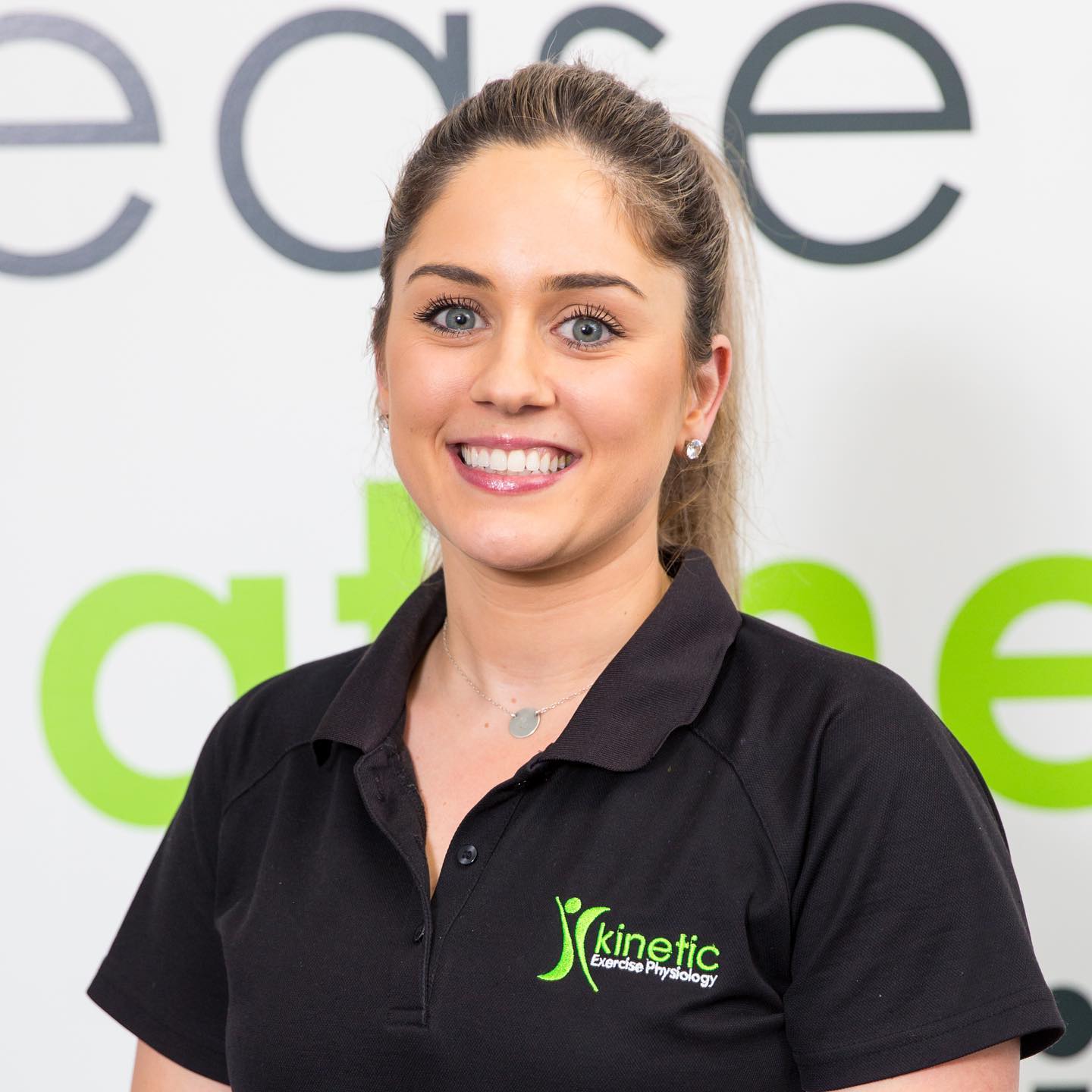 đMeet our teamđ
Many of you are probably familiar with this friendly face, but for those of you who arenât â meet our Accredited Exercise Physiologist Lauren!
Lauren was the founding director of Kinetic for more than 10 years until Alex took over in December, and weâre very lucky to have her expertise remain in the clinic.
Lauren enjoys the scope and variety of Exercise Physiology and helping her clients achieve positive health results from the individualised exercise programs she prescribes.
Her areas of interest include chronic low back pain, aged care and womenâs health. As a mother herself, she is particularly passionate about prescribing safe and correct exercises for pre, during and post pregnancy!
When she isnât in the clinic, Lauren enjoys spending quality time with her family and friends.
Lauren is available for appointments with new and existing clients, so give our clinic a call to make your next appointment đ˛ 03 5021 0337
.
.
.
#meetourteam #exercisephysiology #accreditedexercisephysiologist #aep #alliedhealthprofessionals #rehabilitation #diseaseprevention #exerciseismedicine
