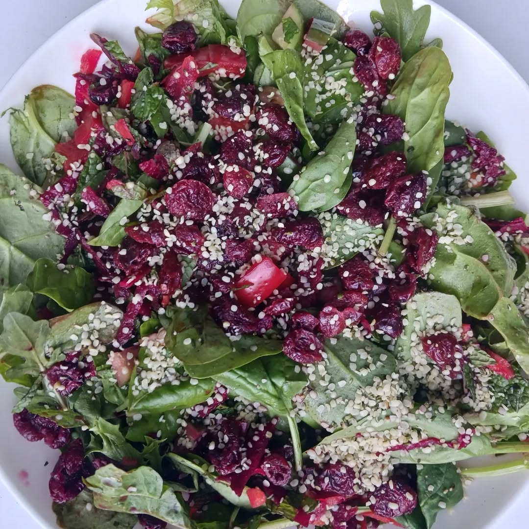Summer Salad #1 lemon cranberry mint 😋 (all organic) 🥗
Ingredients
Mixed greens
Swiss chard (Home grown)
Mint (home grown)
Shredded beets
Shredded carrots
Dried cranberries
Hemp Seeds
Juiced lemon
👉 Comment below your favorite summer Salad!
#plantbased #plantsfirst #plantbasedfood #cleaneating #cleanfood #justeatrealgood #heslthyfoodeating #foodporn #holisticnutrition #foodphotography #foodstagram #foodforhealth #nutritionalpractitioner #healthyfood #plantbasednutrition #holisticwellness #holisticpractitioner