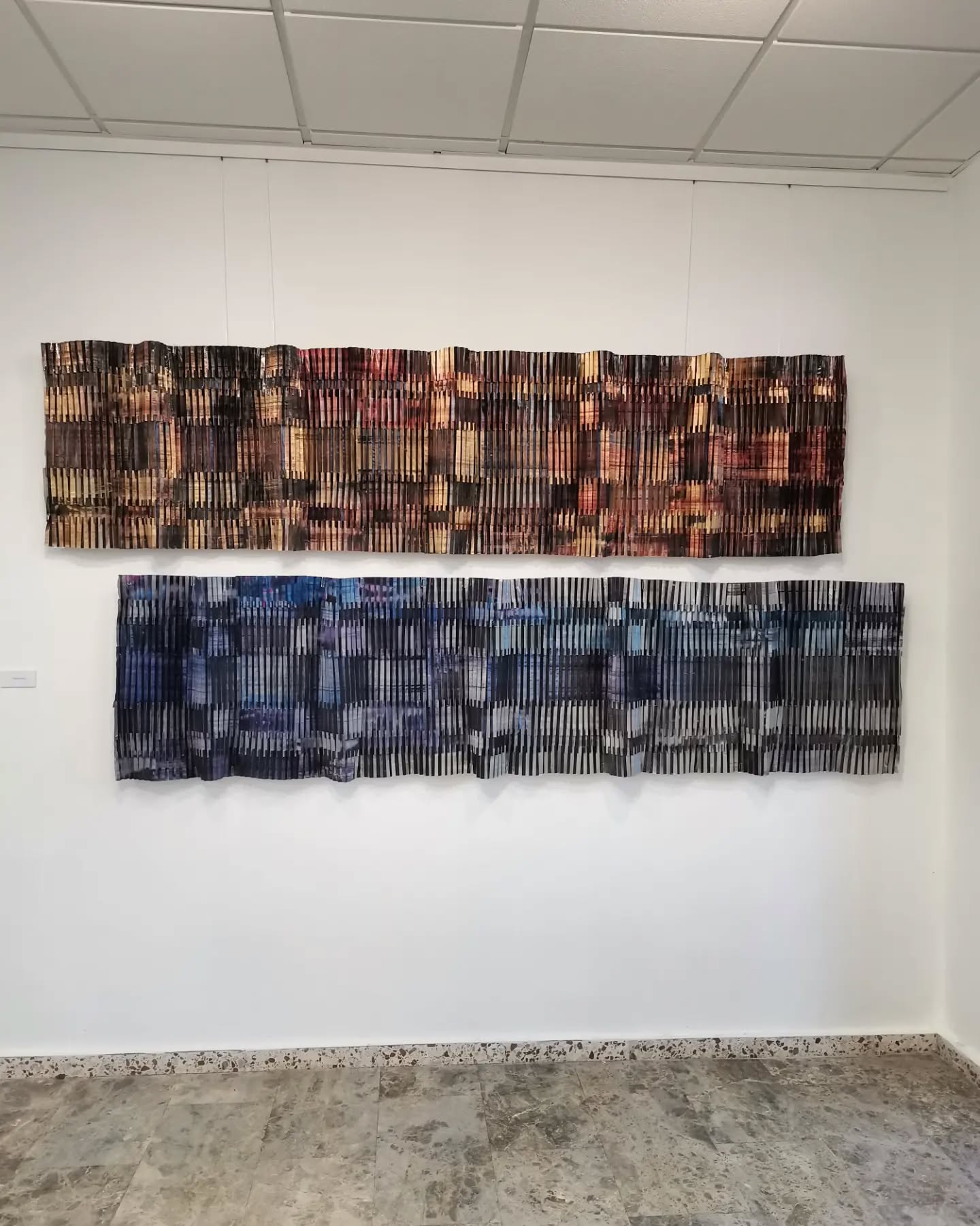 Exposición colectiva SUMMER en la galeria de arte Toni Mari en la Marina de Denia del 29 de julio al 10 de septiembre un honor estar rodeado de obras de artistas a los que admiro y sigo
#filibertosiscar
#marinalta
#arte
#art
#artecontemporaneo
#contemporaniart
#artgallery
#artcurators #coleccionistasdearte #spanishartist #artcollector #artist #objectart #exhibition #exposicion #abstractart #colors #artoninstagram