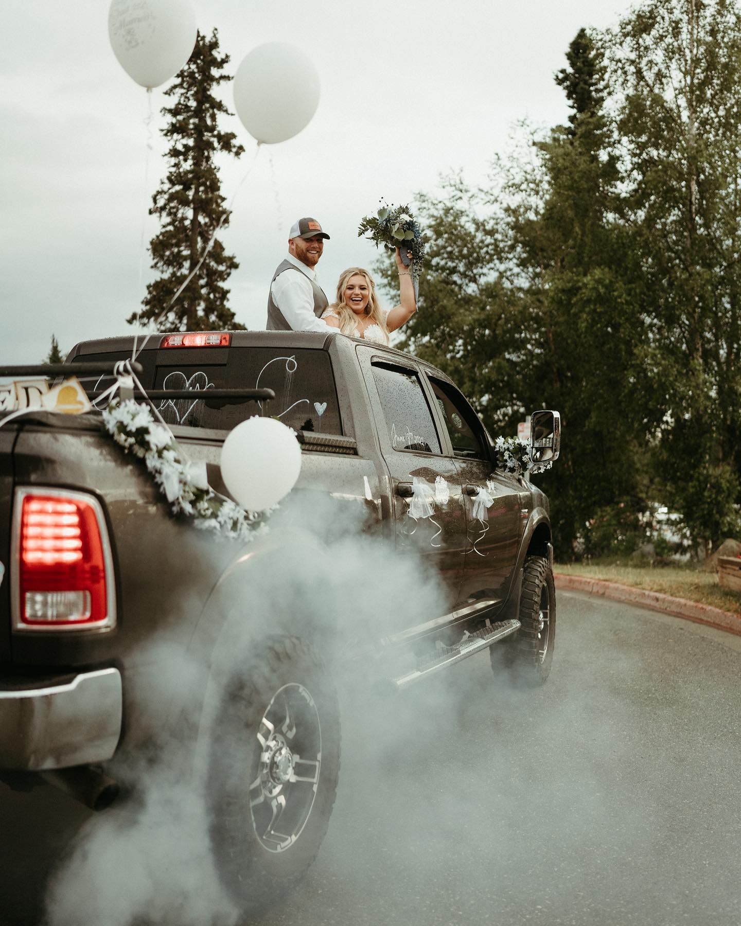 Swipe to see the most badass wedding exit!🤘🏼🛞💨
•
•
•
•
•
#alaskaweddingphotographer
#alaskawedding
#adventureweddingphotographer #destinationwedding #alaskaweddings #adventurewedding
#alaskaelopementphotographer #wildelopements #adventureelopement #loveauthentic #radlovestories #muchlove_ig #radcouples #twosecretvows #WanderingWeddings
