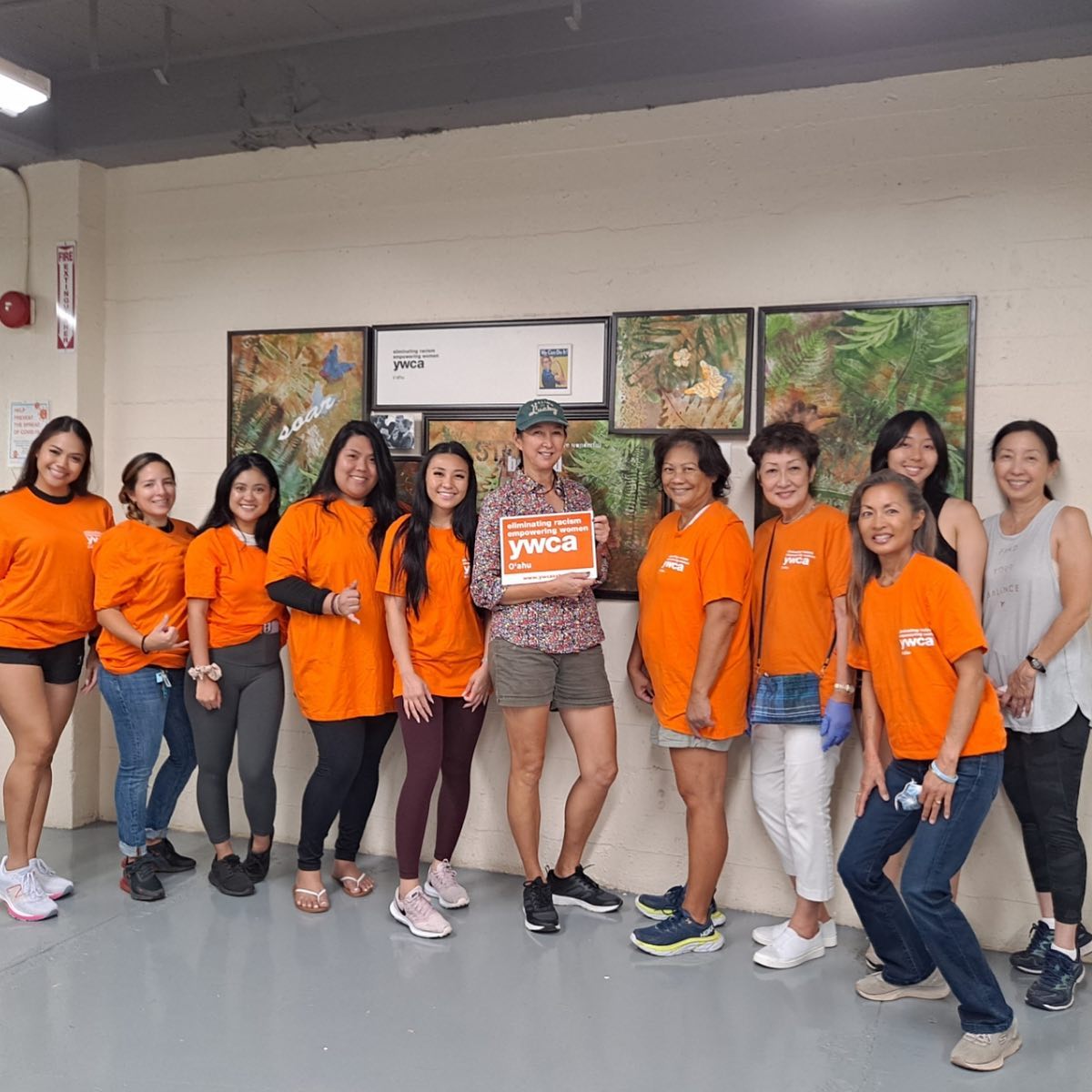 🧡EWI Supports YWCA’s (DFS) Dress For Success Program
Dress for Success is about WOMEN HELPING and EMPOWERING WOMEN TO REACH THEIR FULL POTENTIAL. Dress for Success provides JOB READINESS, JOB TRAINING, JOB COACHING, FINANCIAL LITERACY, JOB RETENTION AND PROFESSIONAL DEVELOPMENT.
On 7/16/22 EWI members and friends of EWI helped sort and size and hang clothing donations received by the “Y”. There were boxes and bags full of clothing, generously donated by the public and we helped ready the clothing for the “boutique” as well as for sale to raise additional funds for the DFS program. It was a momentous task but we also had fun!
Thank you to our #volunteers and the #ywca ! If you missed out on this fun, volunteer event, we will be volunteering again… date to be advised!
Aloha,
Karen Yonemoto
EWI Philanthropy Chair 2021-22
✨MSG us to learn more about EWI! ✨