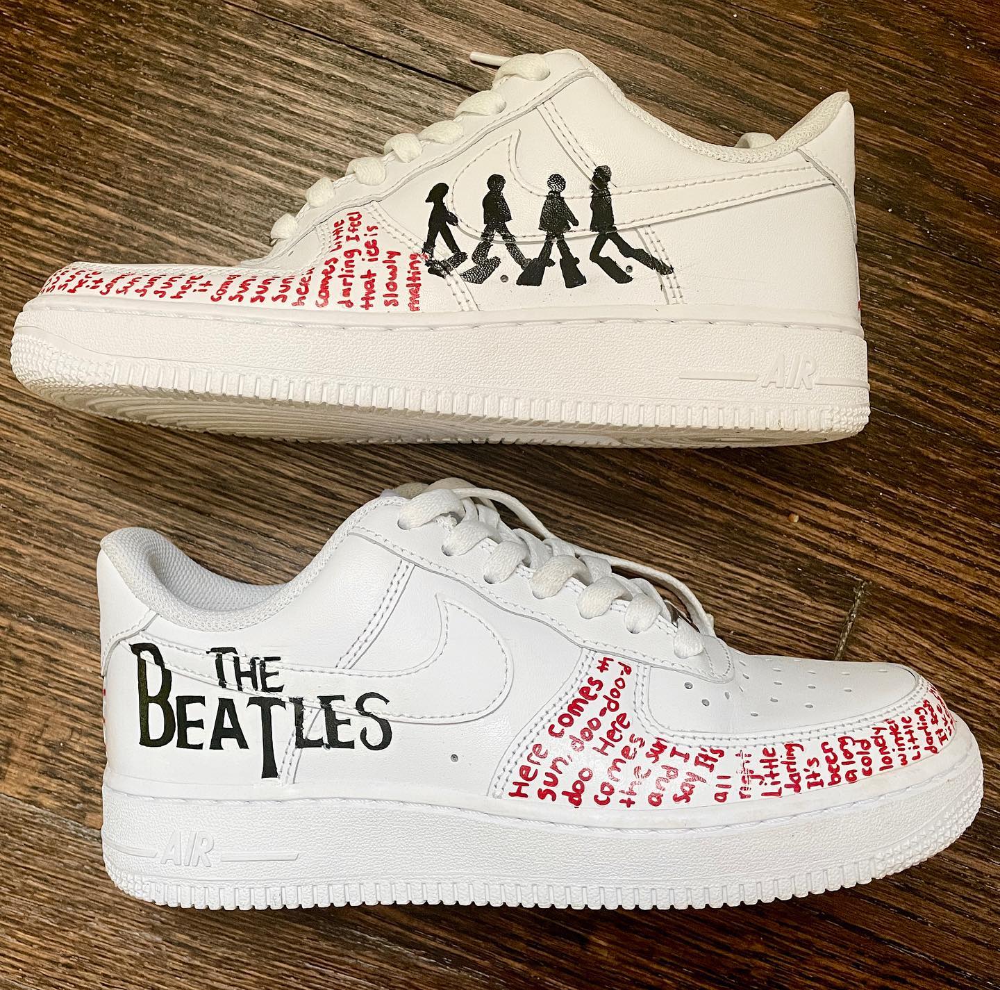 “Here Comes the Sun” Beatles customs☀️
#customs #customnike #nikeairforce1 #nikeaf1 #customairforceones #customaf1 #nike #angelusdirect #angeluspaint #explorepage