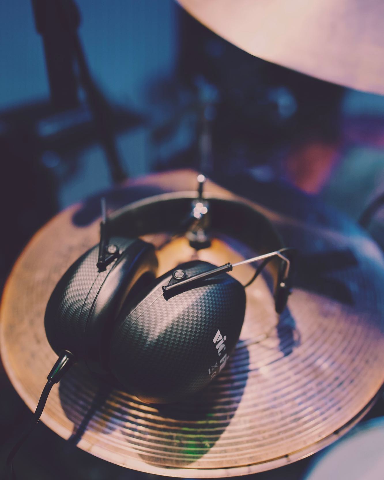 As a band we love to keep it cymbal.
.
.
.
.
#weddingband #band #drums #functionband