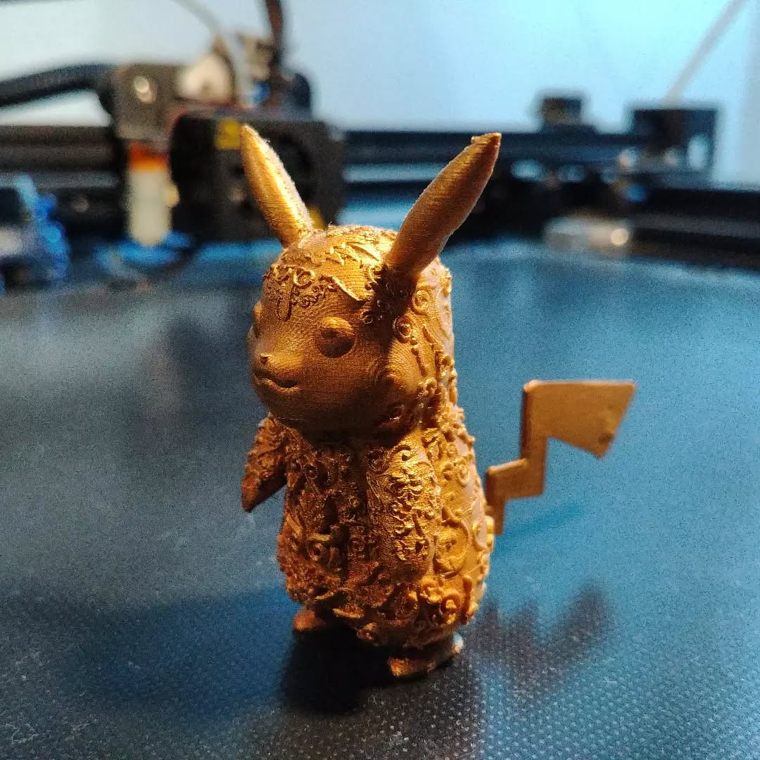 🌟Ornamental Pikachu 😍
These fine details were possible through a 0.2 mm nozzle on our FDM machine. Only our resin printers can beat this resolution.
3d printed by: @3beeprinting
Model by: https://www.thingiverse.com/thing:5022205
#pikachu #pokemon #pikachu⚡ #pikachucosplay #pickachulover❤️ #3dprintingservice #nederland🇳🇱 #3beeprinting