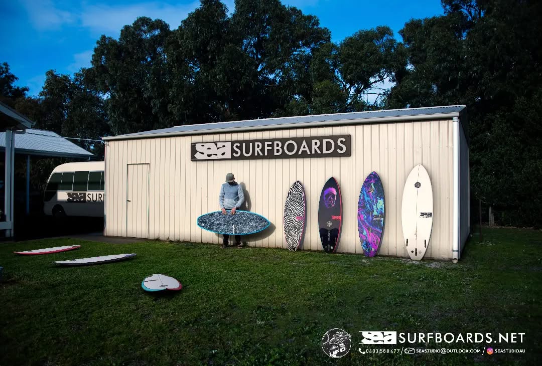 The new UFO model is available in WWW.SEASURFBOARDS.NET
.
.
.
.
.
.
.
#ufo #carbonfiber #shapers #surfboards #surfboard #surfing #australia #noosa #noosaheads #surf #surfboardshaper #shape #shaping #kangarooislandaustralia #adelaide #discoverqueensland #discoveryaus #discovery_noosa #portelliot #xtremesports #middleton #design #melbourne #coolumbeach #sea #waves #sun #sunshinebeach #goldcoast
#surfgoldcoast