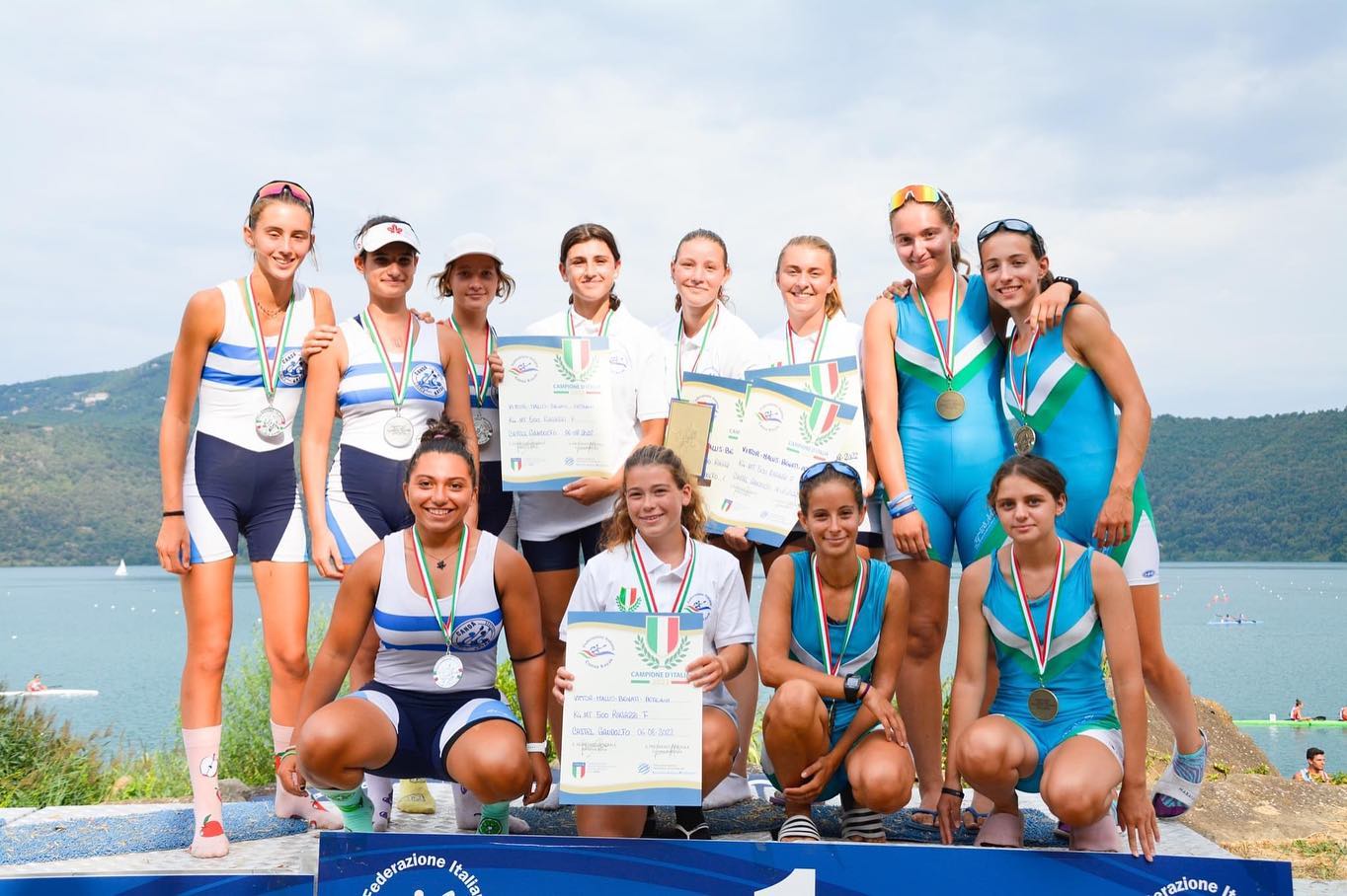 Dal 5 al 7 agosto si sono tenuti i campionati italiani di velocità a Castel Gandolfo e la prova selettiva di maratona
La sestese torna a casa con buoni piazzamenti tra cui
🥈Gaia Varalli, Elena Rigoli, Sofia Valli, Iris Trapella, k4 RF 500m
🥉Gaia Varalli, Elena Rigoli, Sofia Valli, Iris Trapella, k4 RF 200m