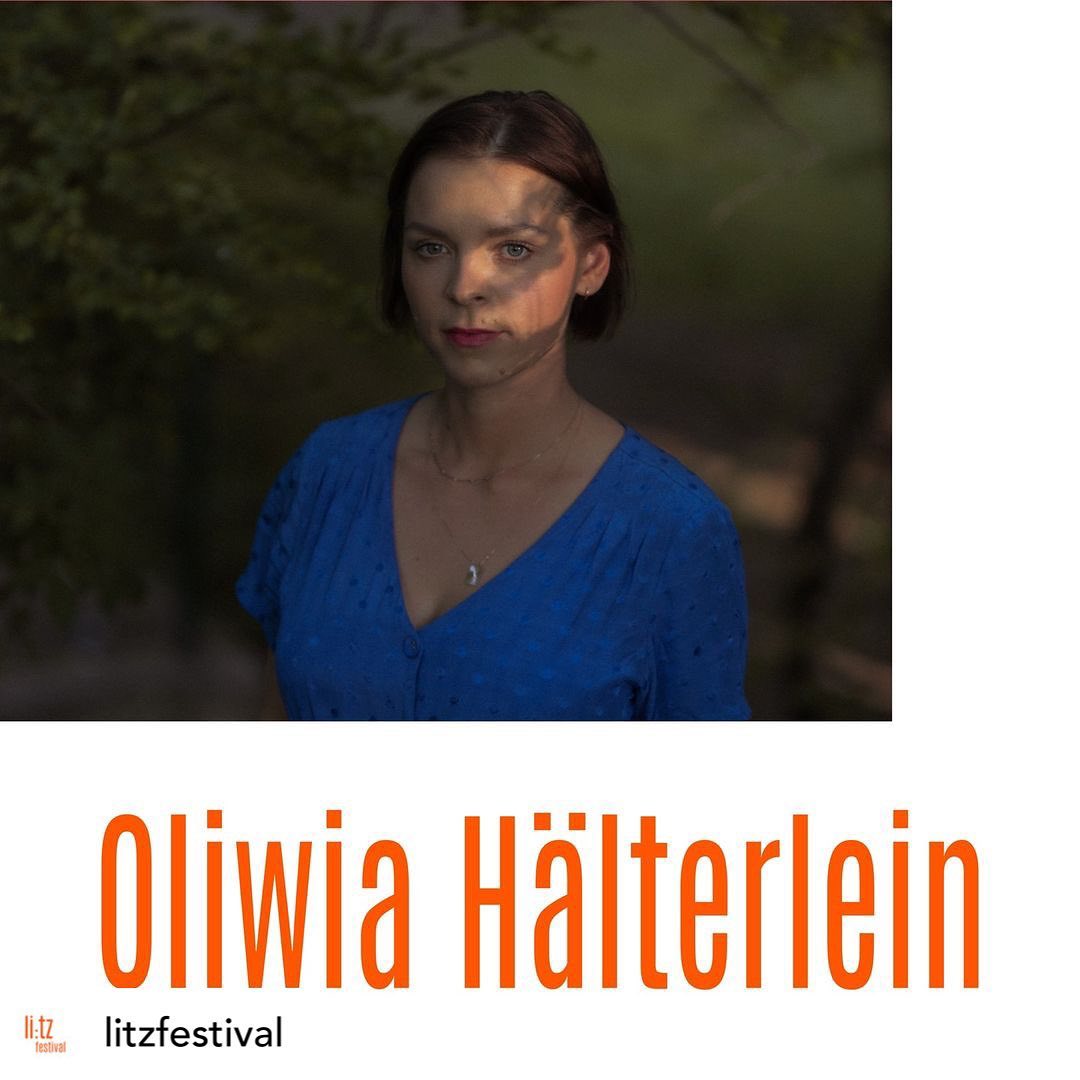 @litzfestival #Bremen aufgepasst! Am Sa 27.08. lese und spreche ich #dasjungfernhäutchengibtesnicht @maroverlag auf dem li:tz und das wird ganz großartig, auch weil meine liebste Katinka @hannah_katinka mit mir verreisen wird und auch noch meine Lesung moderiert! Es gibt also vaginalen Schleimhaut-Talk und Mythen Bashing vom Feinsten. #keinbockaufmythen #sexistischekackscheisse Außerdem: drumherum tollstes Programm mit Menschen, die ich sehr bewundere und feiere und unbedingt kennenlernen möchte 🫶 freu mich mega 😍🫶🫣🫠🤭🙃😀🍀💚💜😎🤩🥳😖(Werden übrigens schon Fr anreisen, um so viel wie möglich von diesem tollen Festival mitzunehmen) Also, unbedingt vorbeikommen und das Festival genießen mit #Lesung, #Workshop, #musik und #party und #performance und #bücher und ganz viel #queerfeminismus und mehr!👏💪😛 Wir sehen uns 💋p.s.: Checkt unbedingt das Programm am Samstag: @michaela.dudley_official @ace_arovolution @meyer_ela_ @schwarze_kinderbibliothek @lauracwiertnia @fatiguegrrrls 💜💜💜💜💜💜💜💜💜 Am Sonntag gibt es: @mirnafunk @sparte.7 @joybogatmusic @edition_assemblage @dodimova @habibitus @mortiviert @biyotobi und Freitag: @schwarzrund @bush.ida_ und Weitere.... 👏 #queerfeministischeliteratur #litzlesung #litzfestival #performance // Foto hat die beste @carlotta_sophia gemacht! 😚