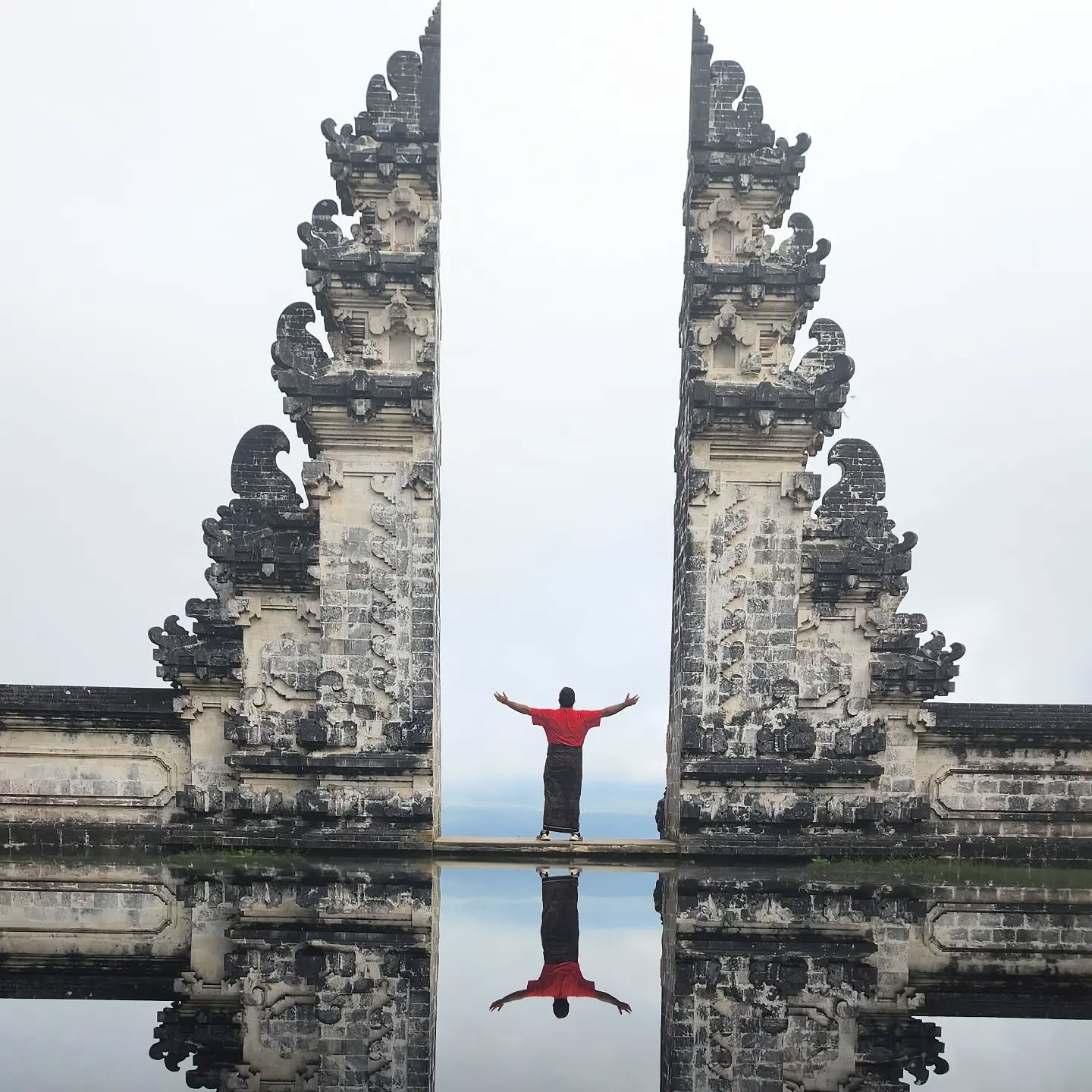 Balifornia #travel #bali #indonesia #globetrotting #temples #lempuyangtemple #atv #parasailingadventure #parasailing #ketutsplace