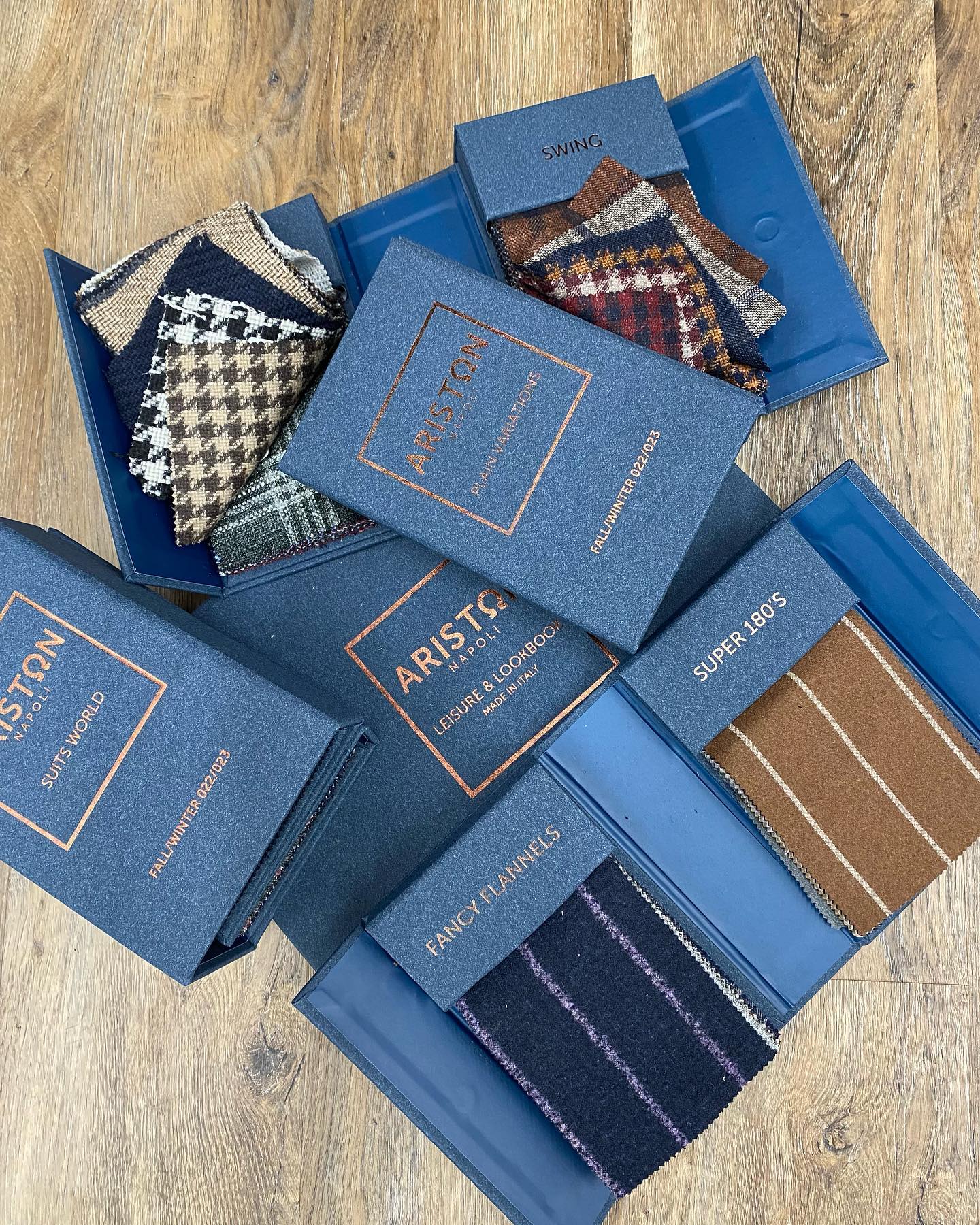 #glencheckandpaisley #stockerstrasse43 #zurich #aristonnapoli #madetomeasure #suits #jackets #autumnwinter #newcollection