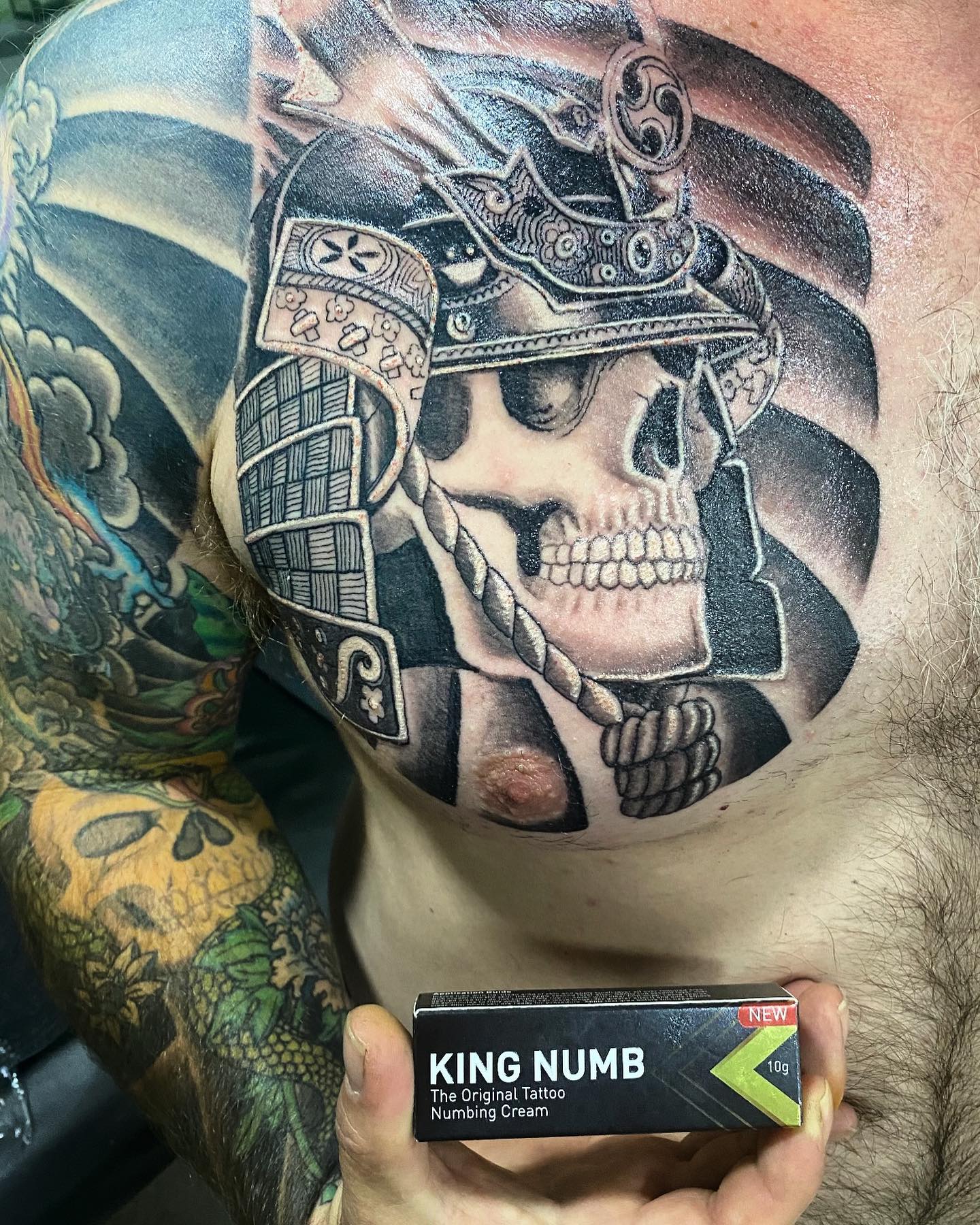 Tired of painful sittings! Worry no more! Feel nothing on your next tattoo! The latest numbing products to hit the U.K. from £9.99!!! Work by @skintonestattoos #now #tattoowork #tattoos #tattoopiece #chesttattoo #chestideas #skulltattoo #chestpiece #tattoo #tattooideas #tattooartist #tattoocream #numbingcream #tattoonumb #kingnumb #kingnumbofficial #tattooart #tattoodesign