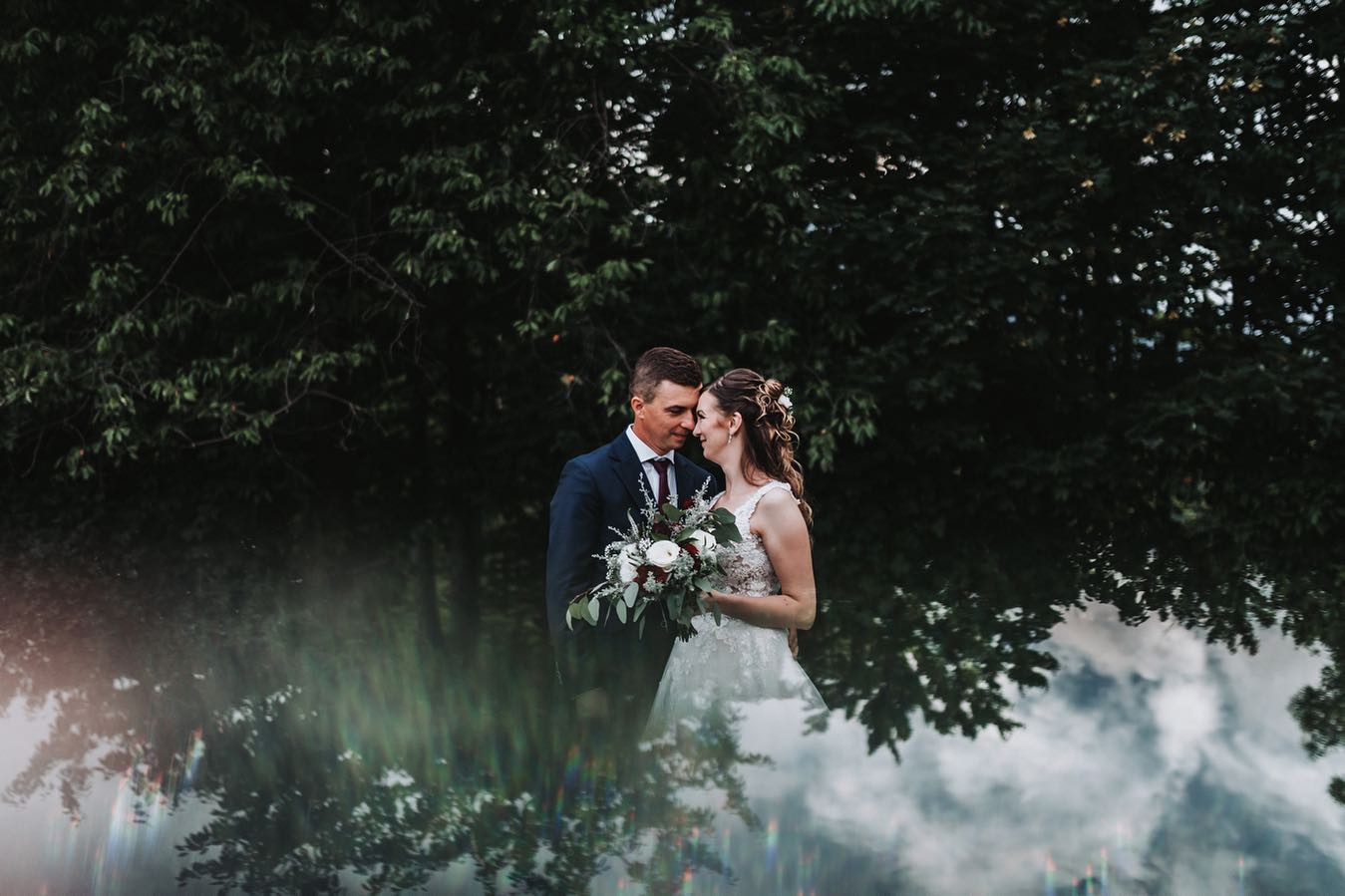 Svatba Weroniky a Łukasze :)
#svatba #svatebnisaty #svatba2022 #svatebnifotograf #svatebniinspirace #svatebnifoto #wedding #weedingdiaries #svatebnikytice #instawedding #bride #moravka #svatebnimisto #love #laska #fotograf #fotografostrava #weddingphotographer #weddingday #beskydymountains #svatbavbeskydech #ślub #slubneinspiracje #weddingphotography #svatbavprirode #fearlessphotographer