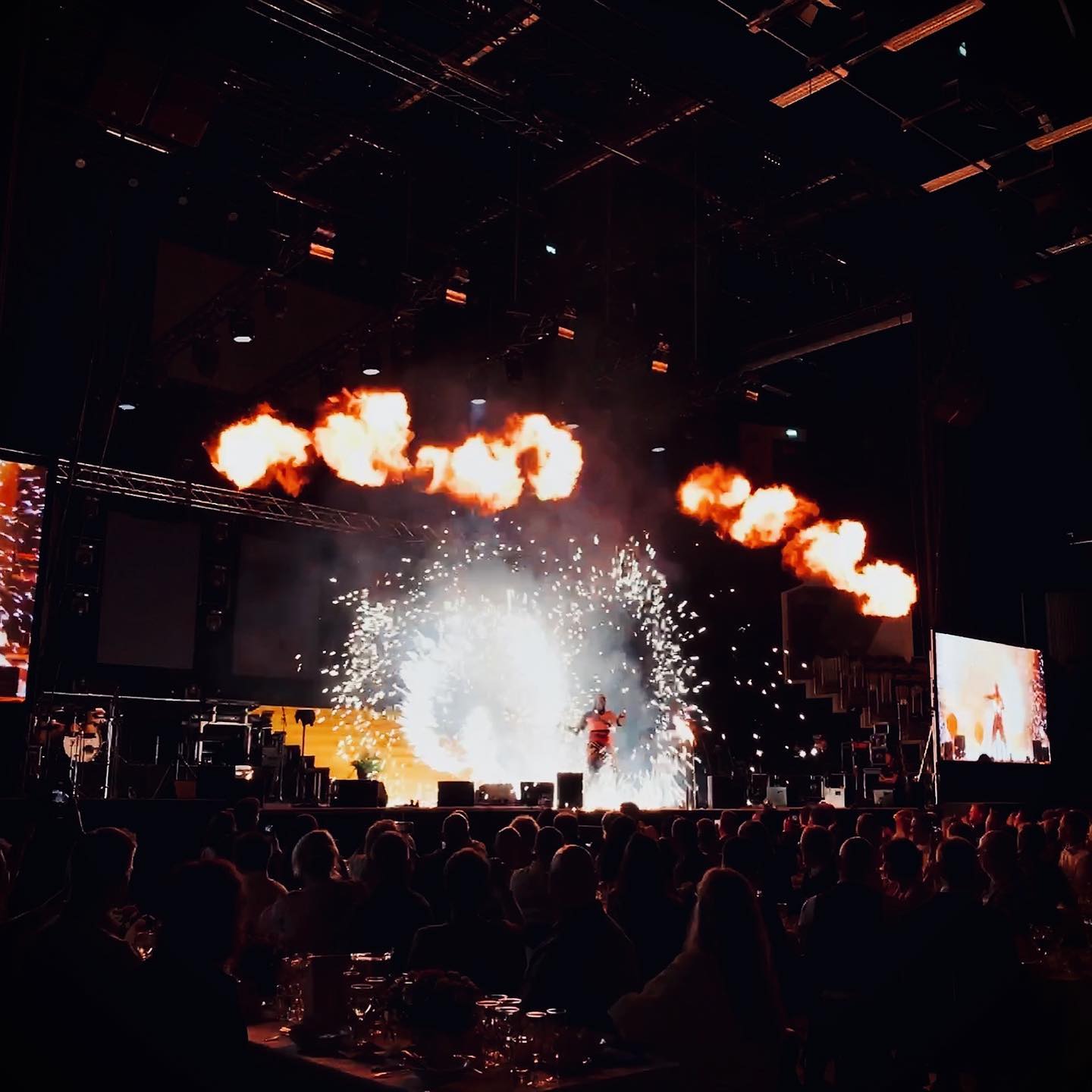 Hogia 40 år! En jubileumskväll som bjöd på en riktigt show med flera fantastiska överraskningar🎪 Tack till alla som var med och Hogia!🎉 #engdahlberg