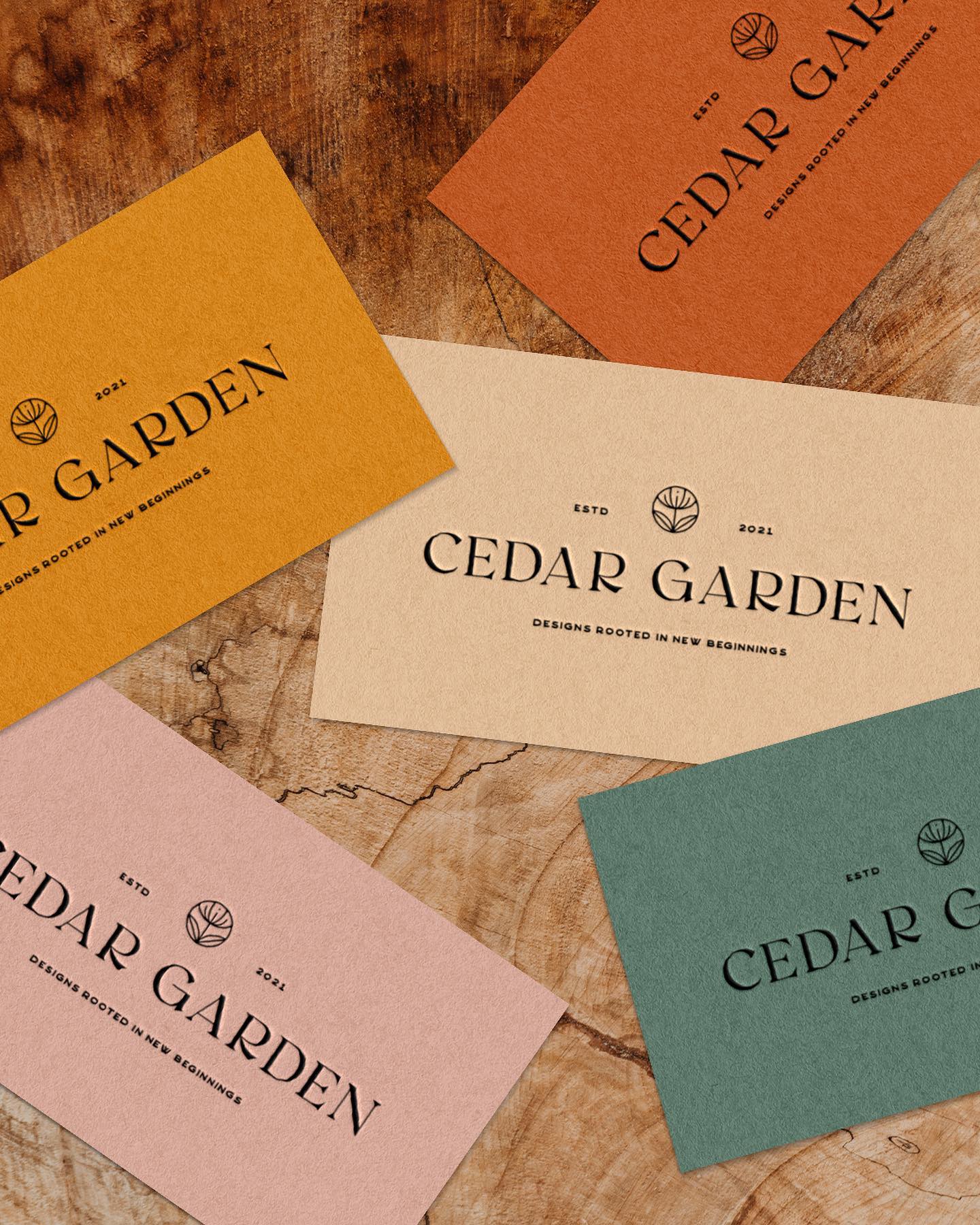 Embossed business cards hold a special place in my heart ✨