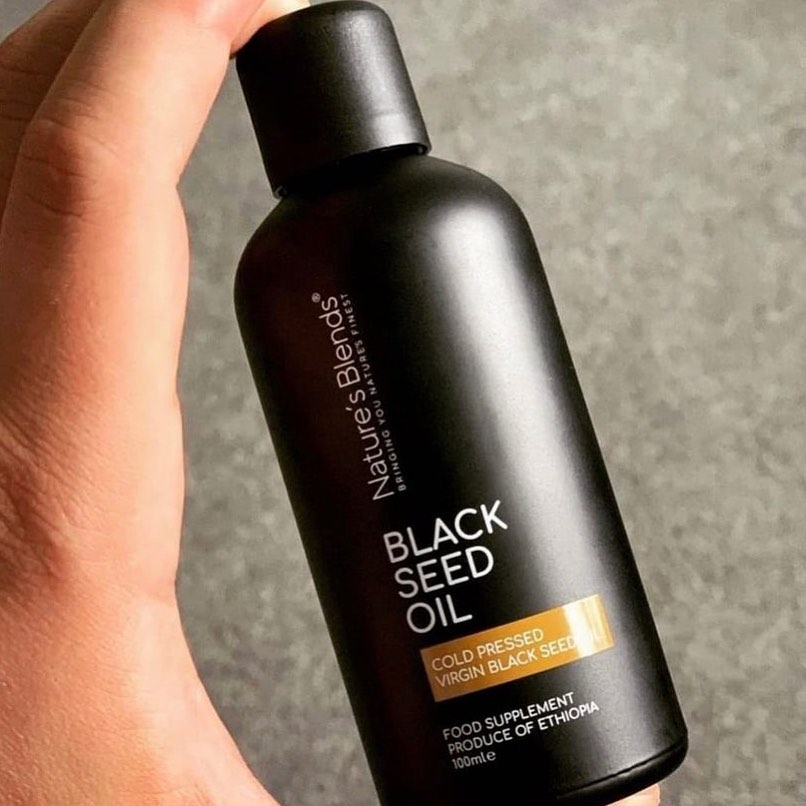 Colds and flu are a fact of life during the Winter and as much as science moves on, they're always going to be around. Prevention is the key to avoiding the worst of it during the colder months of the year and by taking black seed oil regularly you stand a really good chance of staying
fit and healthy. Available at www.alsaeed.co!
.
.
.
.
.
.
.
#alsaeedco #health #winter #essential #routine #halal #essentialoils #healthy #food