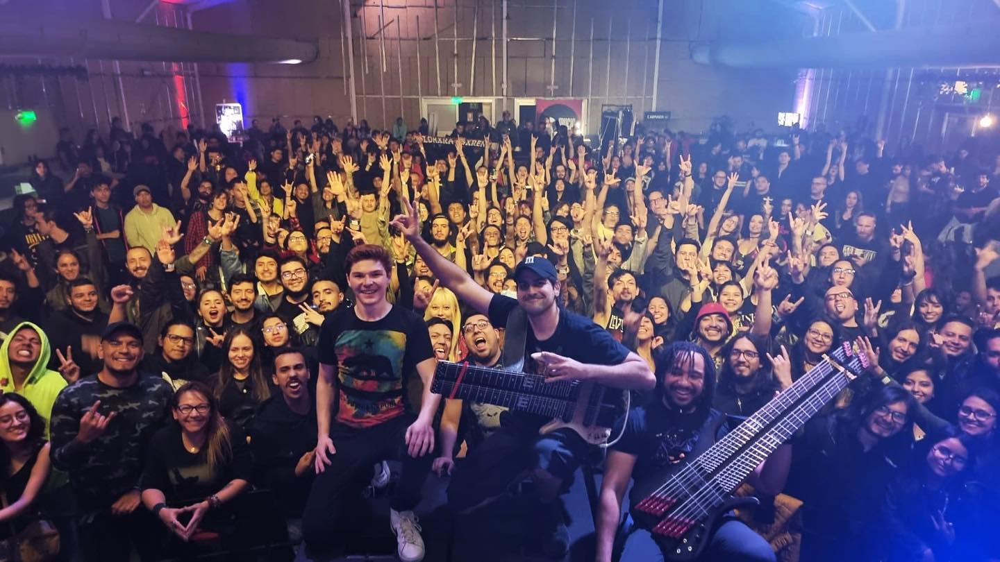 Thank you for last night Quito!!! @felixmartinmusic @joantorresmusic @soundgardenuio