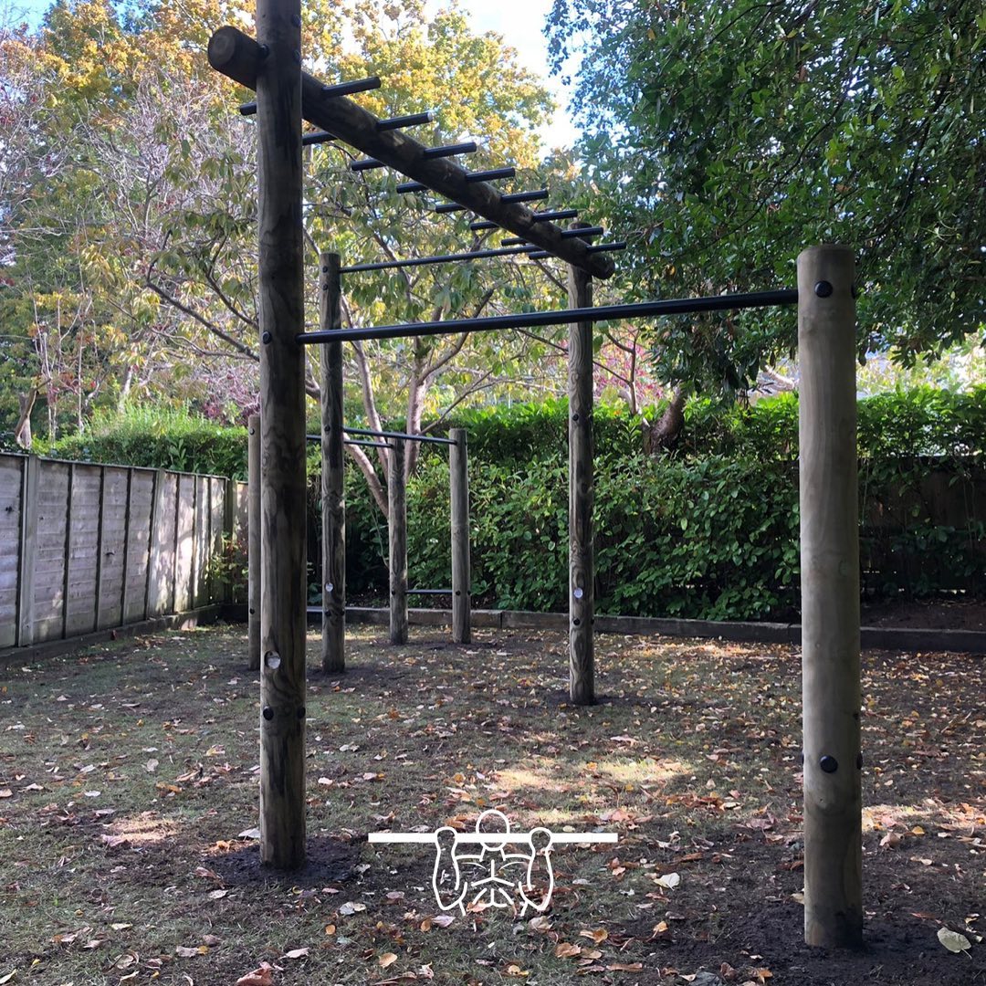 An amazing installation of a pull up, dip station and monkey bar, finished off with an extra mid height bar for a family in Bournemouth last week. #monkeybars #pullups #outdoortraining #gardengym