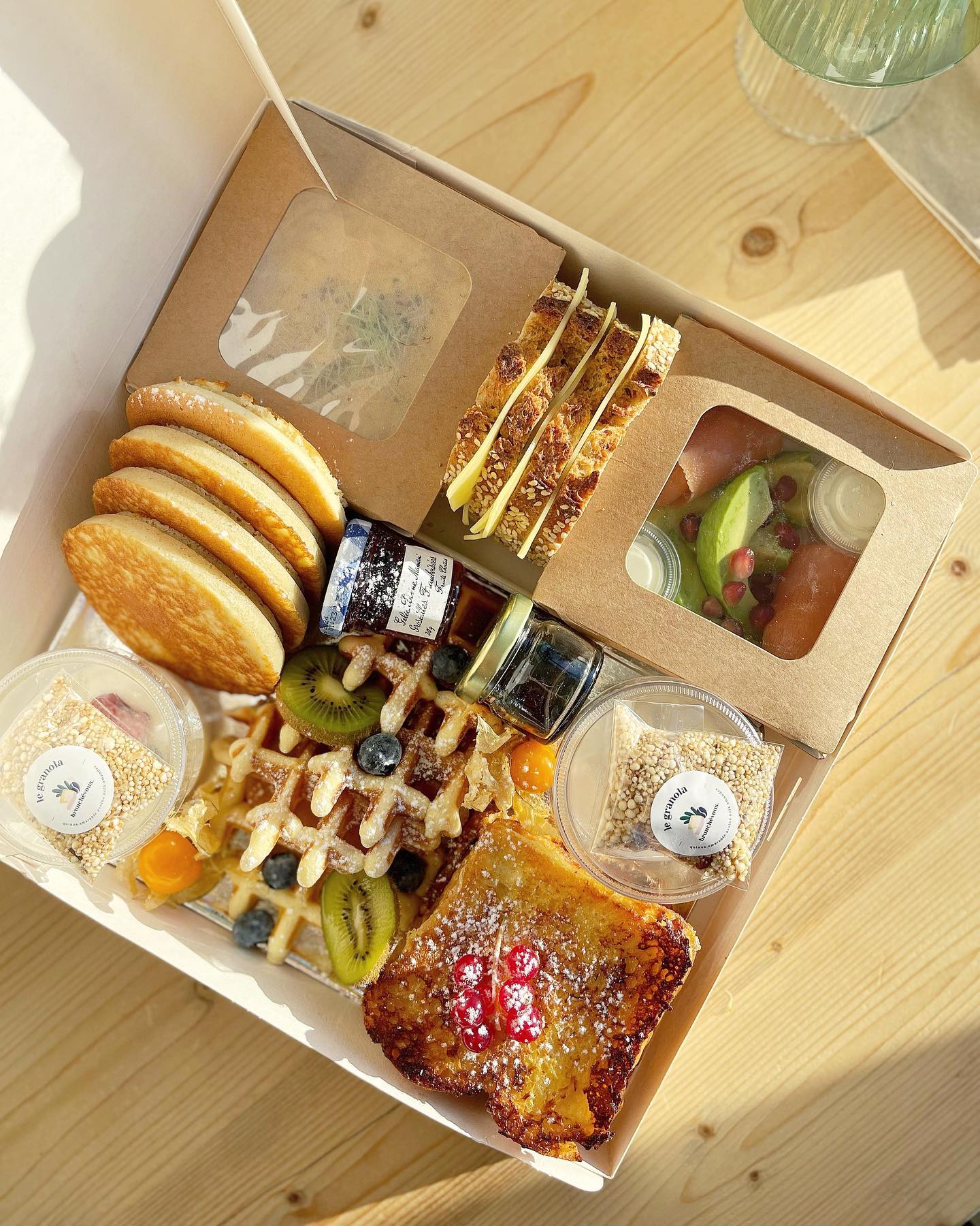 La box pour 2 personnes ! đ
#brunchevous #brunchbox #biscuits #food #foodinstagram #brunch #brunchtime #brunchhautesavoie #brunchdudimanche #event #saintcergues #stcergues #machilly #juvigny #veigy #veigyfoncenex #loisin #lucinges #bonsenchablais #douvaine #villelagrand #fillinges #nangy #bonne #ballaison #cranvessales