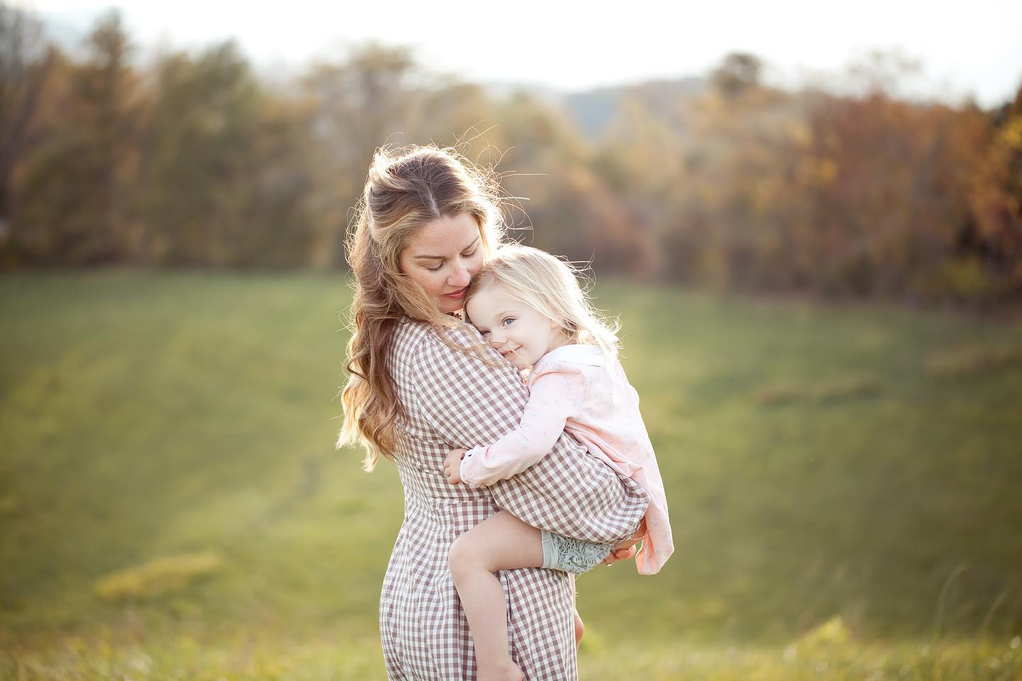 The Churchill Family » We met on their stunning land, talked of life and dreams, plans.. we played and captured their radiating essence of strength and family. What an honor it was. ✨
··· Our Simply Series™ FAMILY sessions capture your beautiful blossoming family for any occasion, celebration, vacation, or no reason at all. Chasing stunning light and authentic love, these sessions consciously capture the season of your family, now. ···
#cassieleahphoto