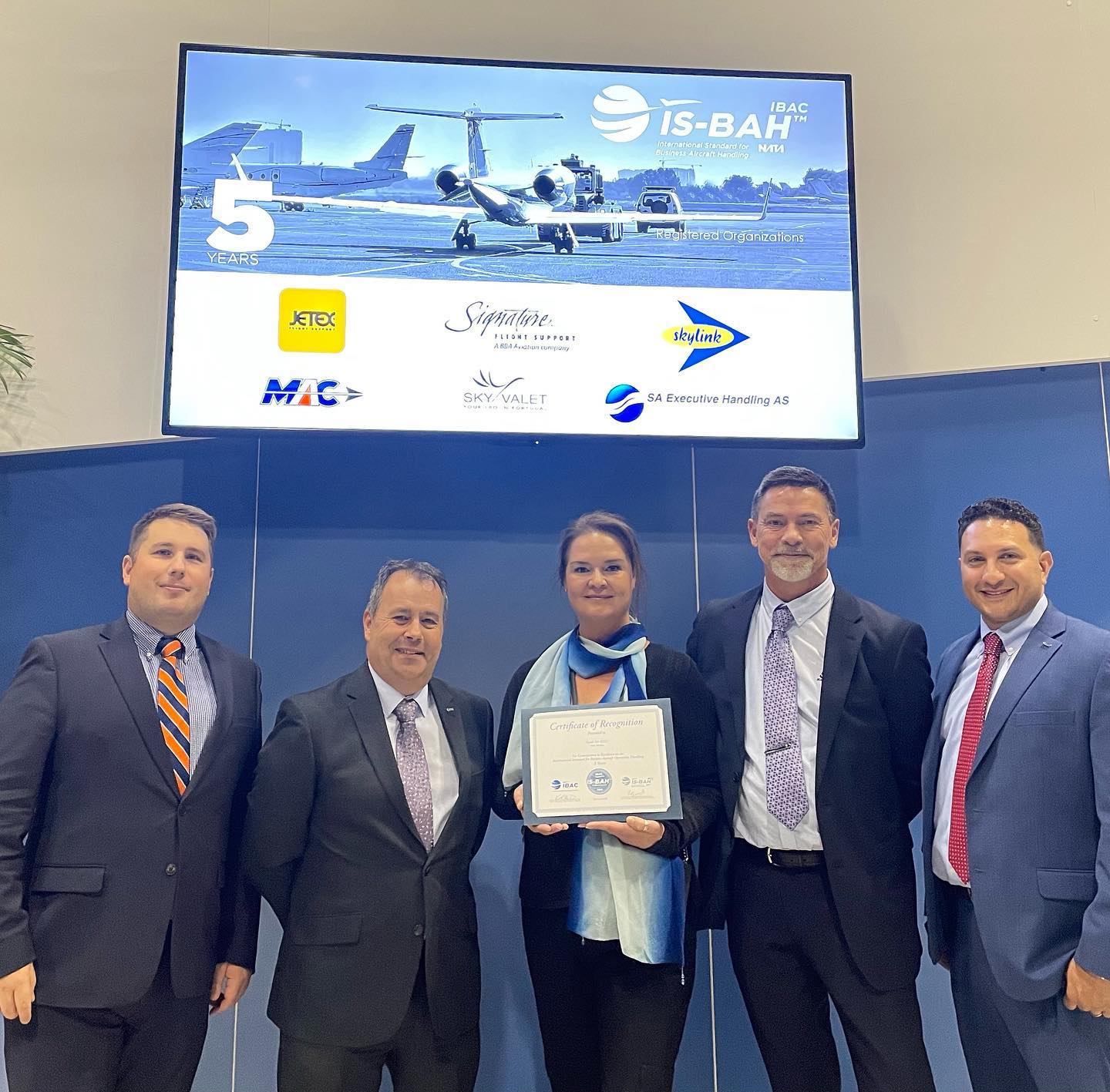 Honored to receive recognition for our commitment to excellence in the International Standard for Business Aircraft Handling. #nbaa2022 #executivehandling #sundtair