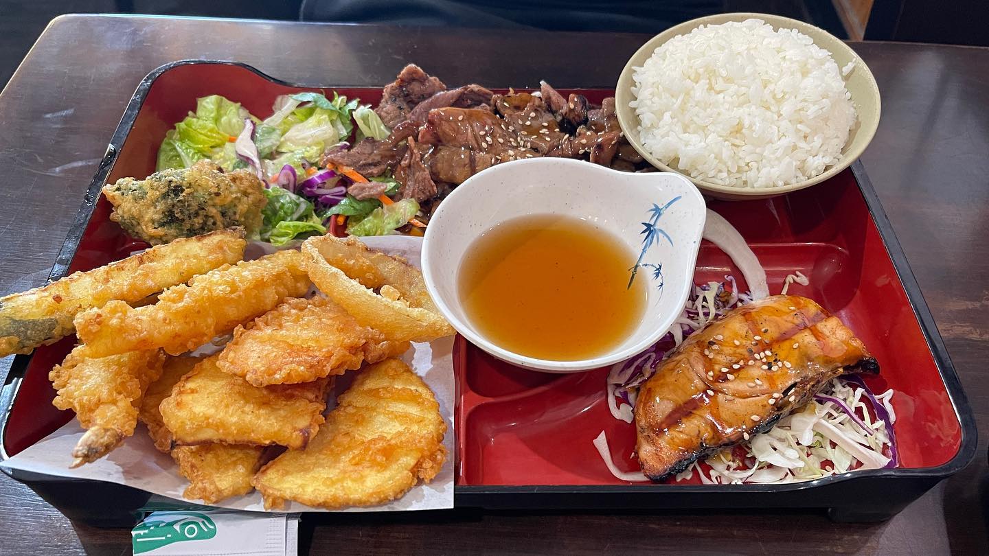 Had a quick dinner at @imurasthatshowweroll today. Best tempura we’ve ever had so far in the Bay Area.