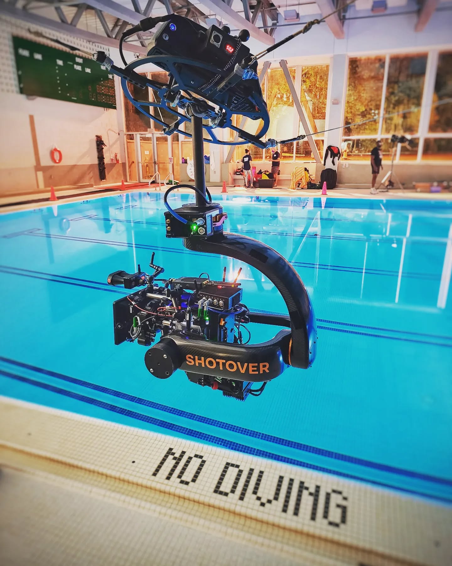Inaugural flight with the @arricamera #35 on the @sec.swiss #eagle eye and @shotoversystems #G1. I have to admit there something unnerving about flying a couple hundred grand a foot over a pool for a couple hours...