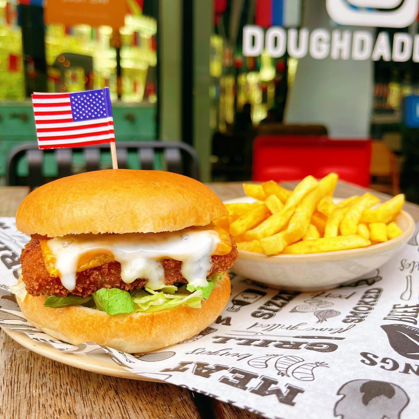 🚨*NEW BURGER ALERT*🚨
To all our dear #fishlovers , we have not forgotten you.
Introducing our new fish burger ‘The Ocean Patty’ responsibly sourced breaded fish filet with cheese, tartare sauce and lettuce 🐟🍔
Available now @doughdaddyuk
In celebration of our new fish burger … we are offering the ocean patty with fries and a soft drink all for £10.00. QUOTE- ‘FISHFRIDAY’ (T&Cs apply)
#fishburger #burger #food #fish #foodporn #foodie #instafood #londonfood #londonblogger #foodphotography #foodblogger #seafood #foodlover #bar #fishsandwich #friday #foodstagram #yummy #lunch #london #delicious #doughdaddy #fastfood #sports #burgers #sportsbar #fries #foodgasm #takeaway