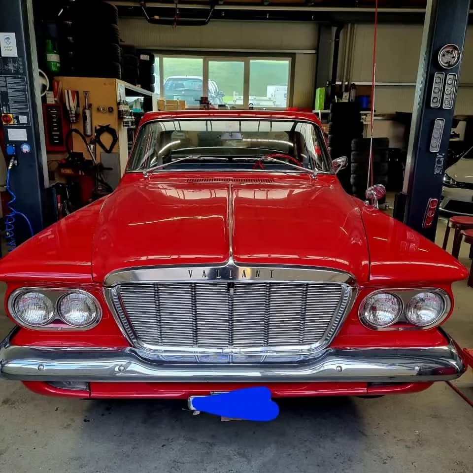 Ein echter Bünzli bei uns in der Werkstatt für Wartungsarbeiten.
Valiant jg.1962