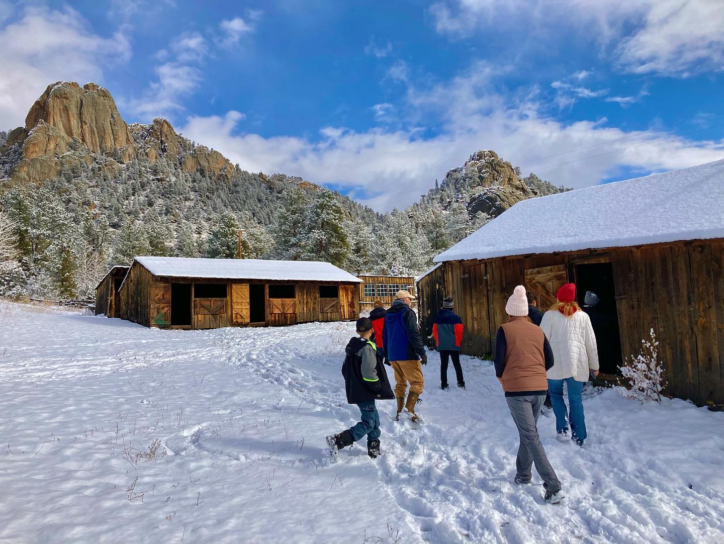 Our last day for tours through the museum and historic area is tomorrow, 11/6, until summer 2023! Make sure to book at macgregorranch.org/book-online and bundle up!
#macgregorranch #estespark #coloradoranch #ranchlife #historichomestead #nationalregisterofhistoricplaces #historicsite