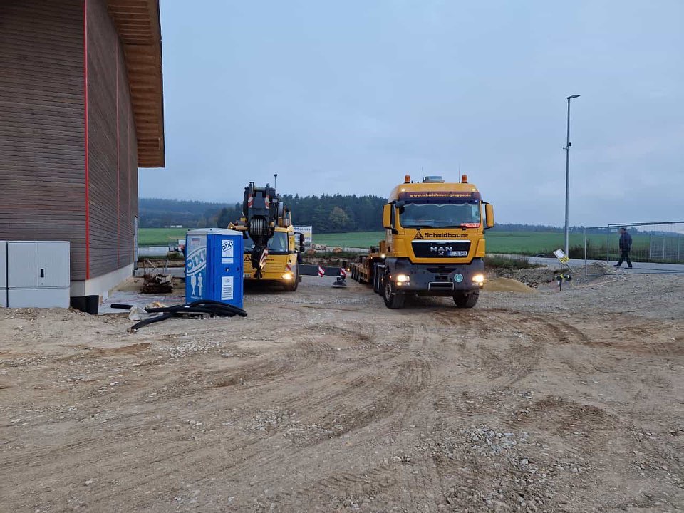 Anlieferung von unserem BIOMASSE-HEIZMODUL