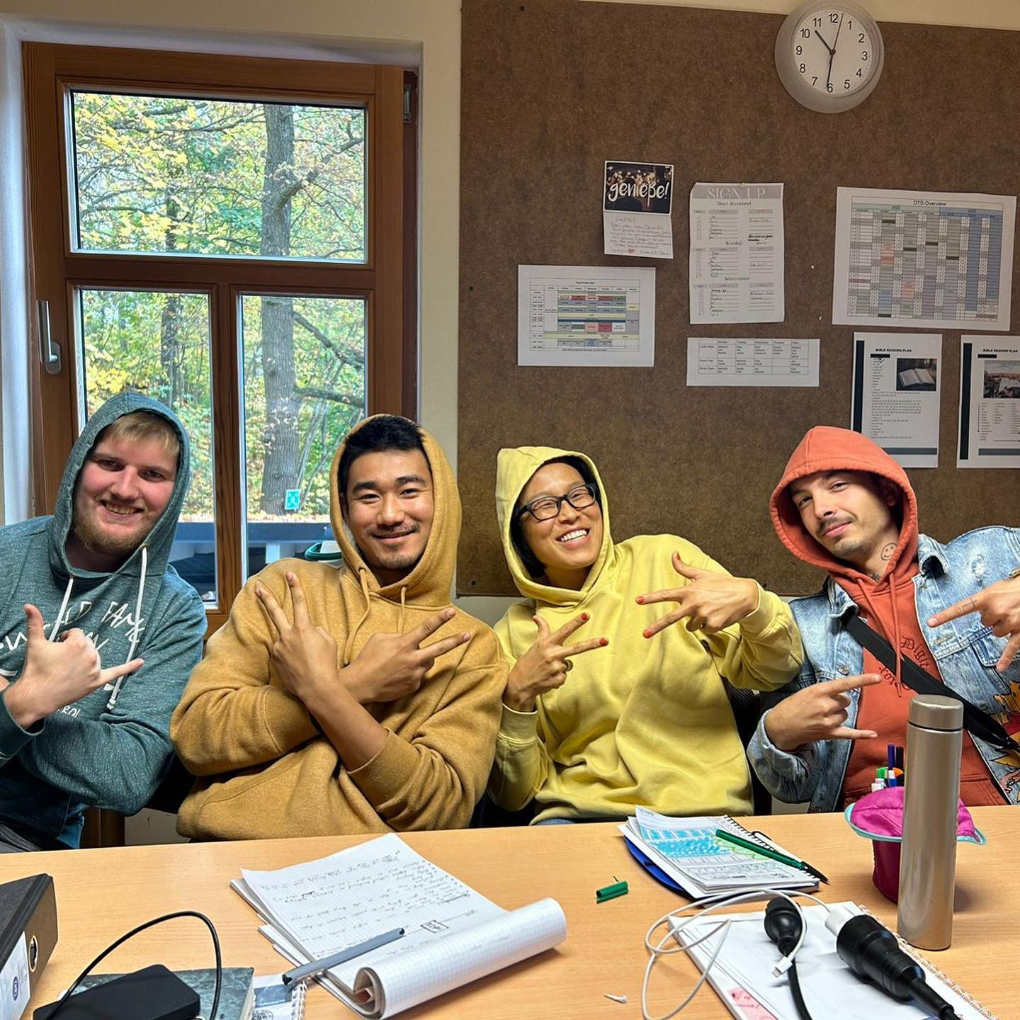 It's getting colder outside and inside during this DTS which means time for sweaters, gathering falling leaves and not to forget also bonfires. Who says a DTS always needs to be serious. God created us to enjoy our lives as well.
Während dieser DTS wird es draußen und drinnen kälter, was Zeit für Pullover bedeutet, fallende Blätter sammeln und Lagerfeuer. Wer sagt, dass ein DTS immer ernst sein muss. Gott hat geschaffen, um auch unser Leben zu genießen.
#ywamgermany #ywamhainichen #dts2022