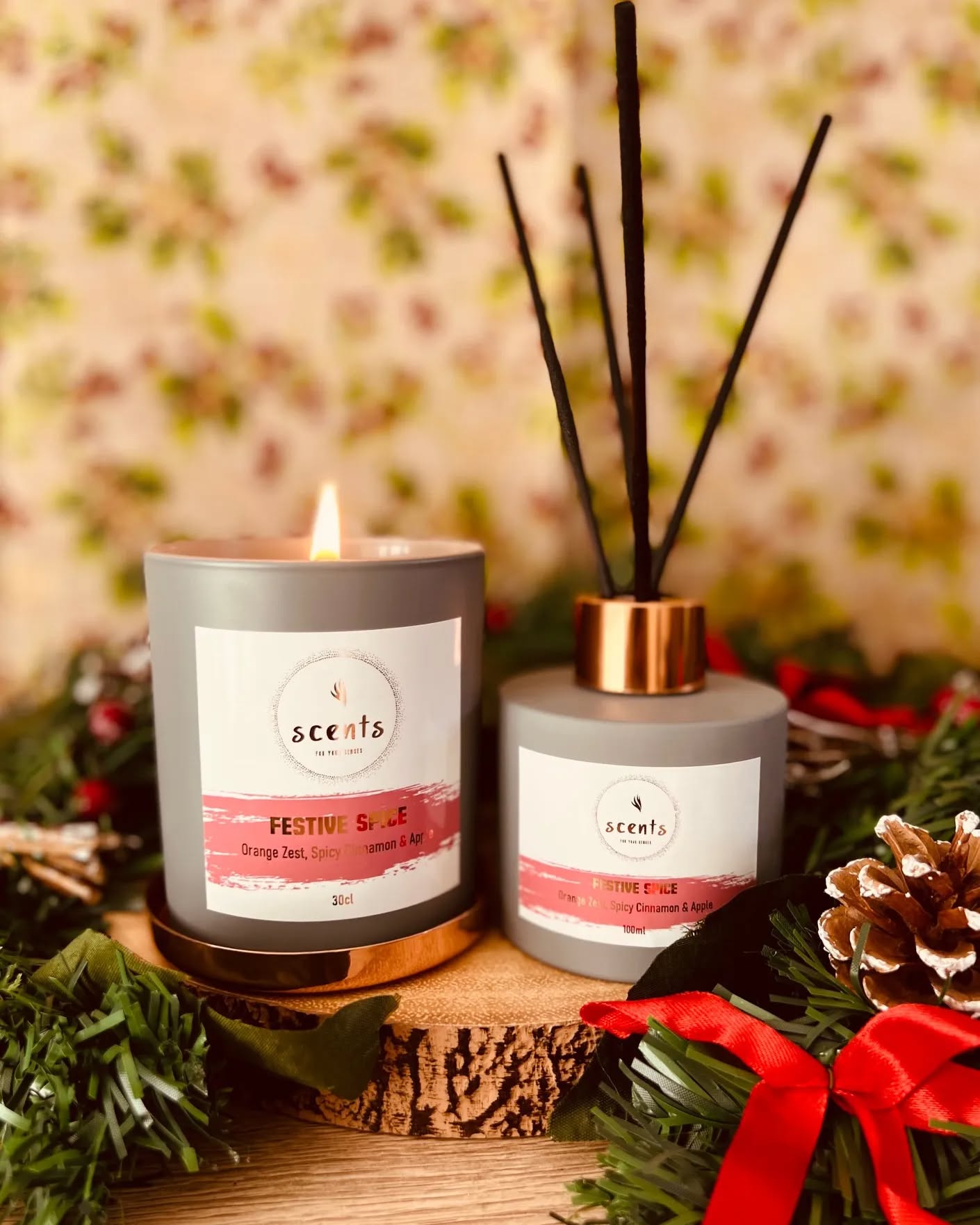 **New Christmas Fragrance**
Festive Spice
Don't bottle it up, bring alive the festive feel and images of winter nights by the log fire with this homely hit of spicy fruits.
Orange zest together with comforting cinnamon, backed by apple notes and deep brown sugar are the main notes in this fragrance.