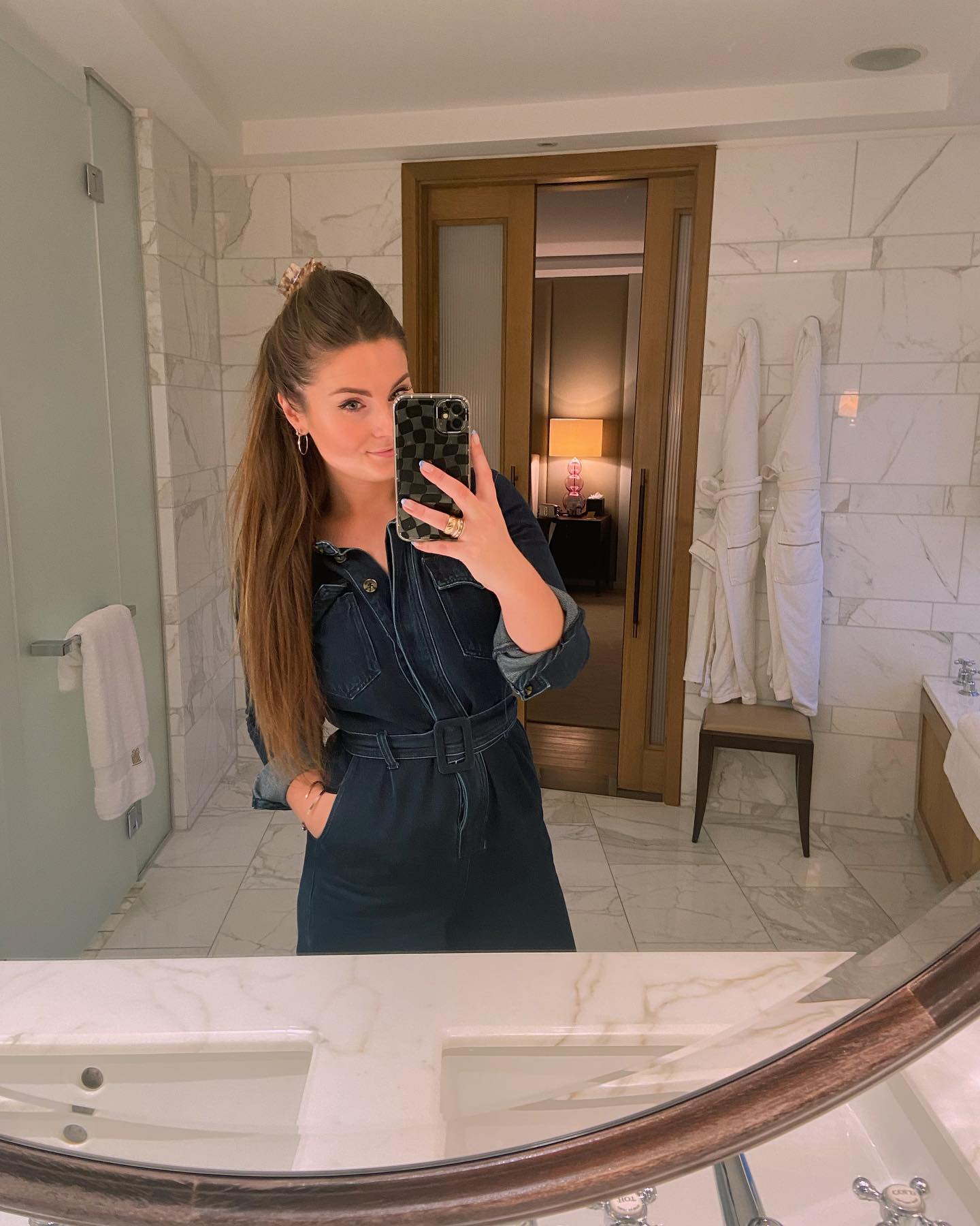 No one does an overnight stay quite like @thebodyshop @prbeautyteam. What a dream 💖 the 2023 launches are even more dreamy ☁️ p.s. Ellie will forever be my favourite (and only) plus 1