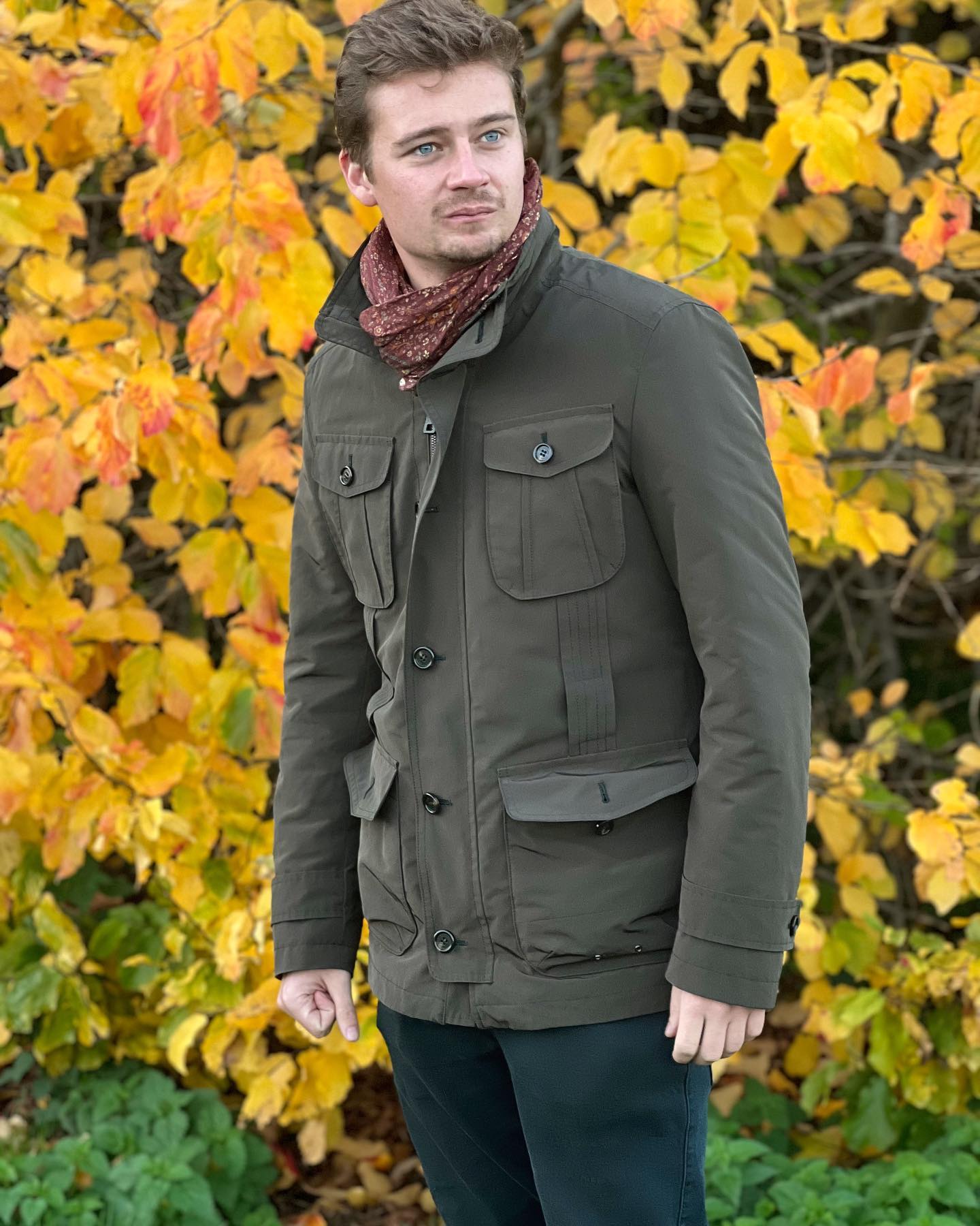 Sultan Overcoat versus David field jacket. #sandcopenhagen #schneiderssalzburg #olive#menscoats #menswear #cirencester #shoplocal #cotswolds #cotswoldstyle #turnerandhares