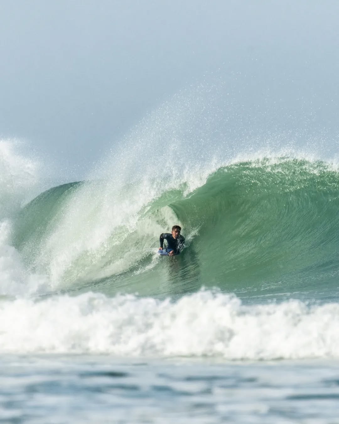 Gauche automnale. #bodyboard #surf #bodyboarding #surflife #bodyboarder #landes #surfer #jamaissansocean #surfsession #wave #photographesurf #ocean #barrel #surfphotography #surfer #mimizan #tourismelandes #surfphotographer #biscarrosse #contis #anglet #seignosse #capbreton #vieuxboucau #hossegor #photographemimizan #leslandes #sudouest #nikon #manonduport