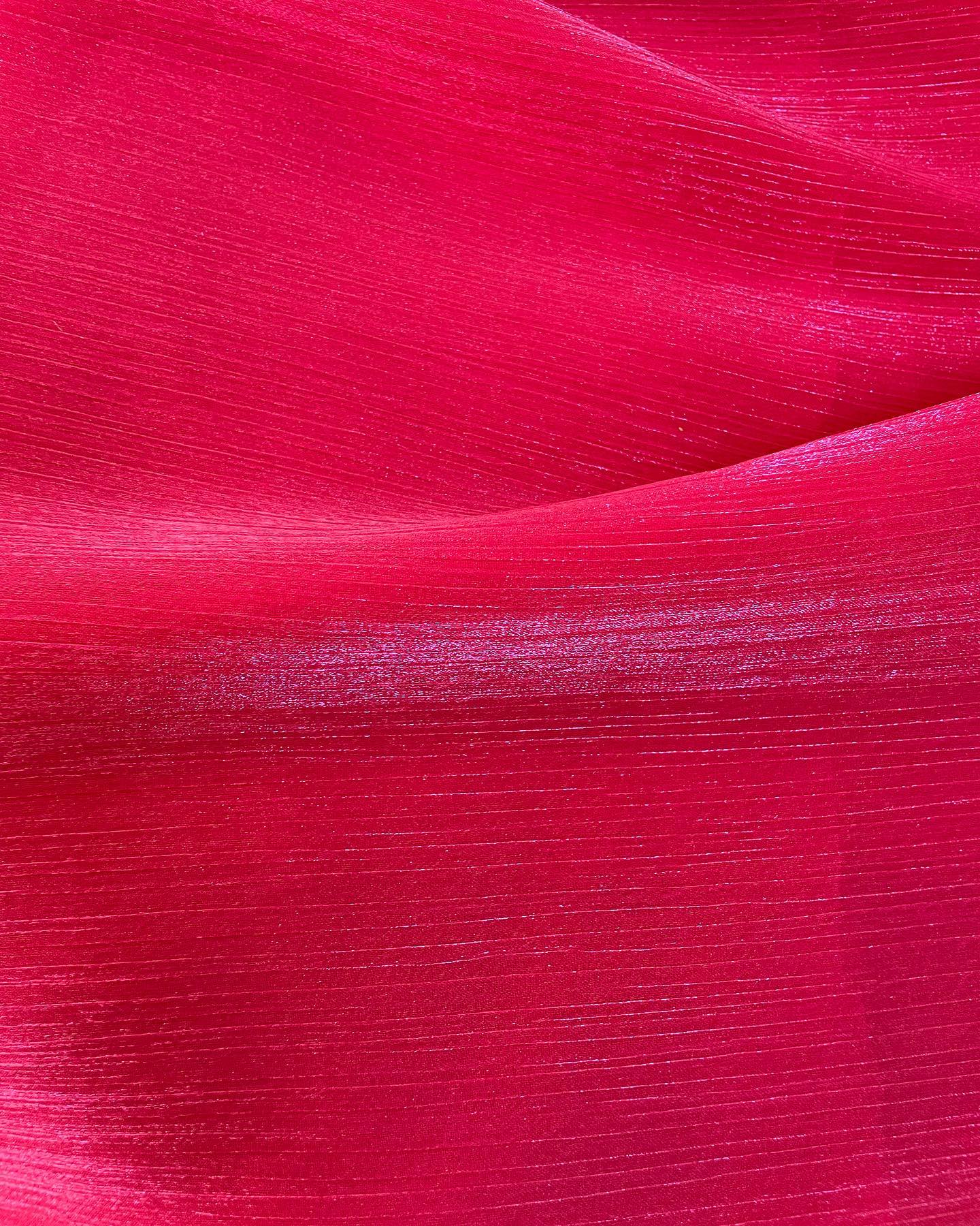 Discover a wide selection of fabrics to cater to your style and need….
.
.
.
.
#dubaitextiles #abudhabhitextile#textiles #madinatzayedshoppingcentre #crinkleorganza#organzafabric #satinfabric #chiffonfabric #abayafabric