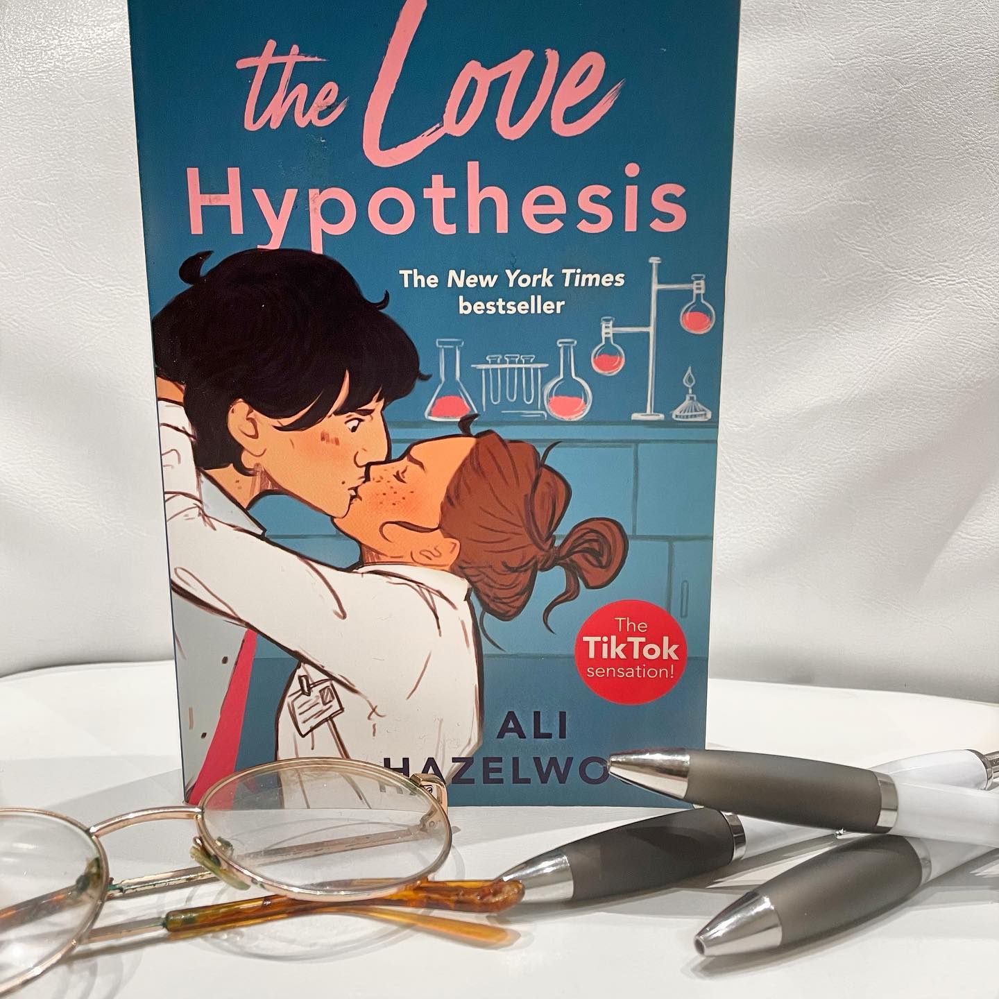 The Love Hypothesis by Ali Hazelwood - 4/5 stars ⭐️
•••
If you haven’t guessed already, I’m going back through all the books I read from the beginning of this year. The second book I read this year was The Love Hypothesis!
Like most people I discovered this book thanks to Booktok, and I officially think this is what started my “romance is my new favourite genre”, because it’s all I seem to want to read lately.
I have always loved the fake-dating romance troupe and this book was no exception. Even if I was screaming at Olive that it was so obvious Adam liked her back. I also absolutely loved Adam’s character, and the focus on women in STEM.
My only real complaint was that the supposed “best friends” didn’t feel like they were. Their characters weren’t properly fleshed out, and only seemed to appear to push Olive and Adam together, when I would’ve loved some focus on the friendships in this book.
Overall though it was an enjoyable read. What do you think? Have you read this book? If so what did you think?
•••
#bookstagram #bookstagrammer #book #read #reader #thelovehypothesis #alihazelwood #womeninstem #science #romance #fakedating #datingtroupe #tbr #readingchallenge
