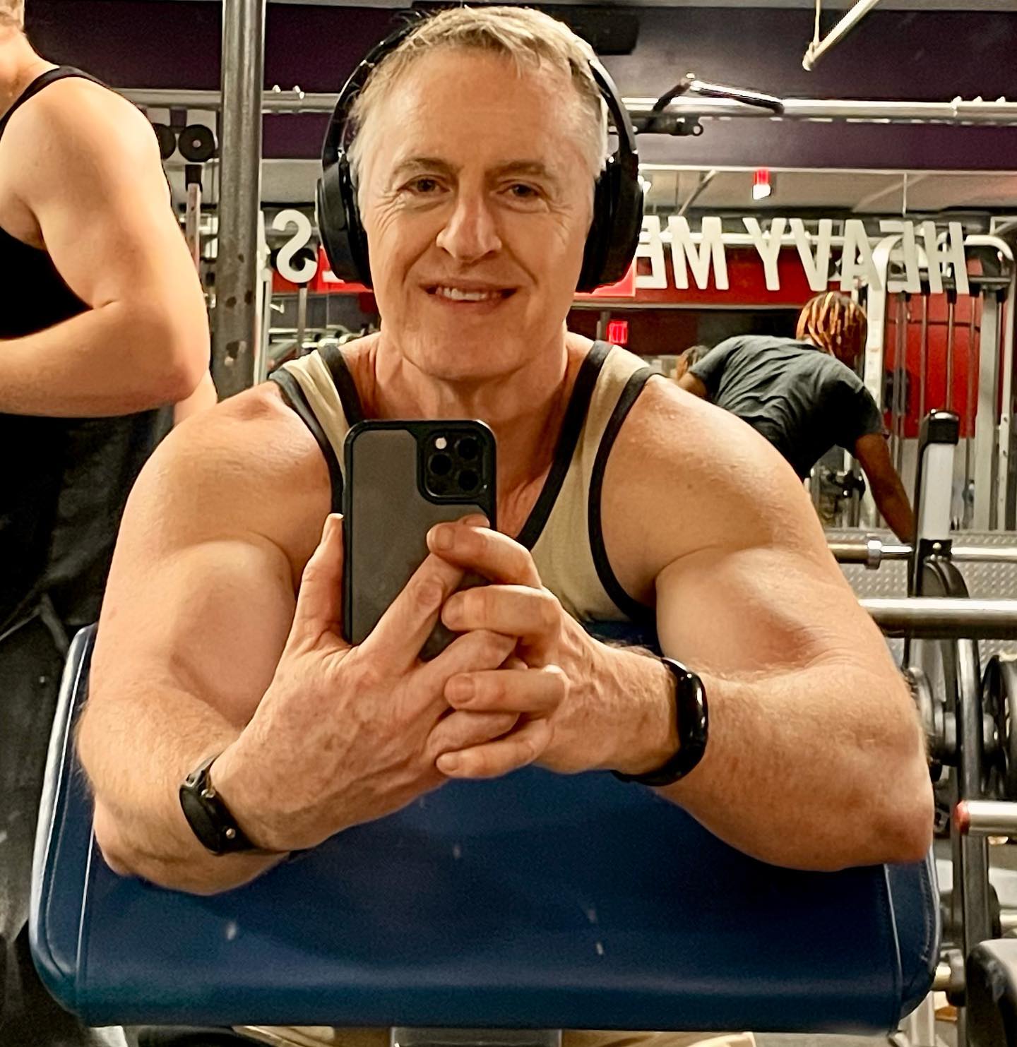 Easiest way to make your arms pop: the preacher bar! š¤£š¤£
(Without even picking up a weight! Haha. If only they looked that good hanging off my shoulders.)š
Finally back to my lifting target from before the Oct surgery.
Bummed that I failed to raise 85-pound dumbells on incline bench last night, but got 7 reps at 80. (I checked, and pre-op I was hitting 80 most weeks, 85 some. So Iām SORT of there, but will be happier to hit 85.)