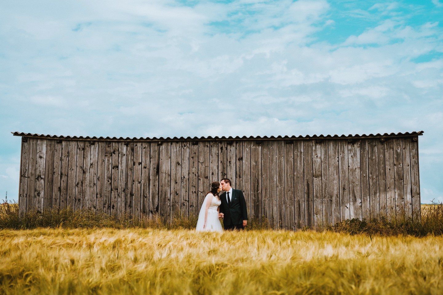 Hochzeit von Elaine&Ralph..
#hochzeitsfotos #hochzeitsfotograf #hochzeitsreportage #weddingpics #weddingphotography #brautpaar #brautkleid #lookslikefilm #hochzeitsfotosfrankfurt #hochzeitsfotografiewürzburg #hochzeitsfotograffrankfurt #bride #brautkleid #hochzeitsfotografie #alterobstkeller @alter_obstkeller