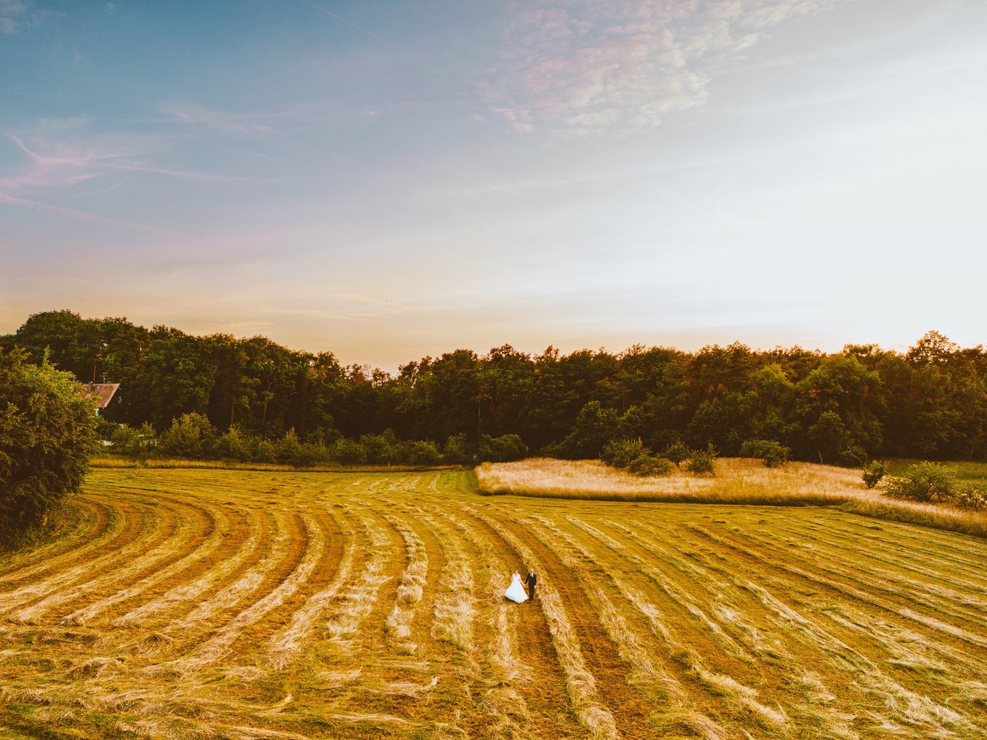 Hochzeit von Jenny & Ralf..
#hochzeitsfotos #hochzeitsfotograf #hochzeitsreportage #weddingpics #weddingphotography #brautpaar #brautkleid #lookslikefilm #hochzeitsfotoswürzburg #hochzeitsfotografiewürzburg #hochzeitsfotografwürzburg #gettingready #bride #brautkleid #weddingballoons #hochzeitsfotografie #schlossatzelsberg @schloss.atzelsberg