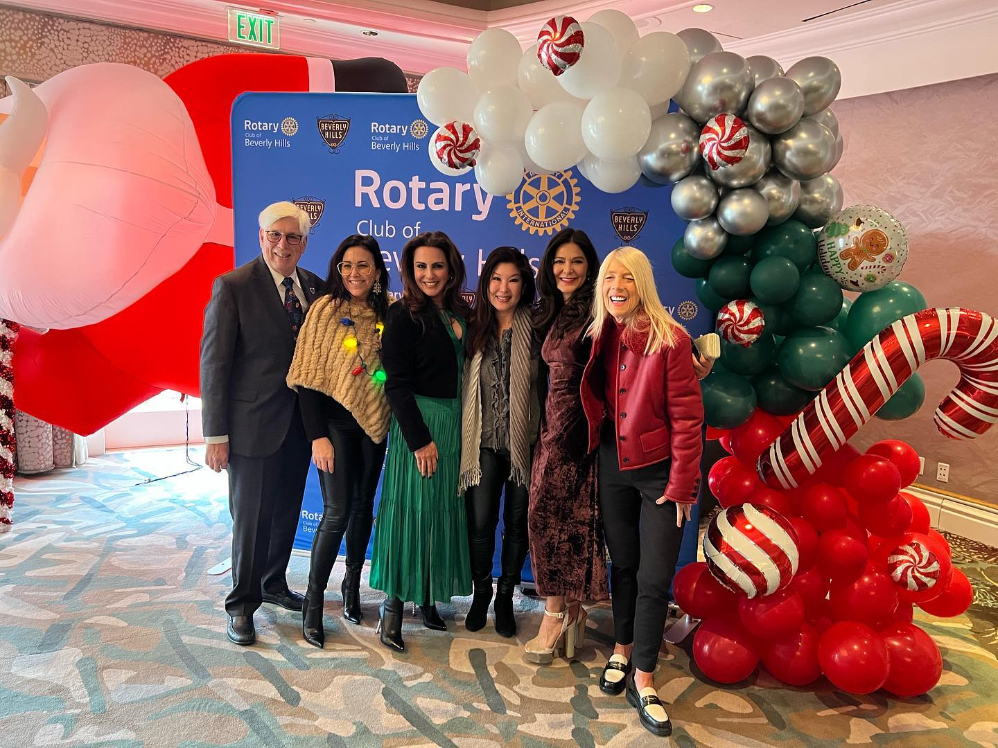 Happy Holidays from the Beverly Hills Rotary Club! Celebrating our Community. Serve above Self.